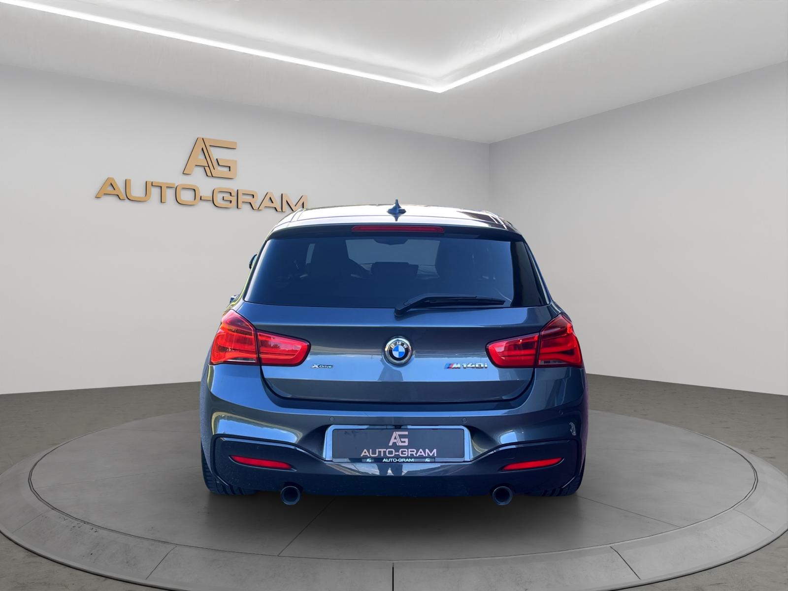 BMW M140i xDrive Steptronic-image-3