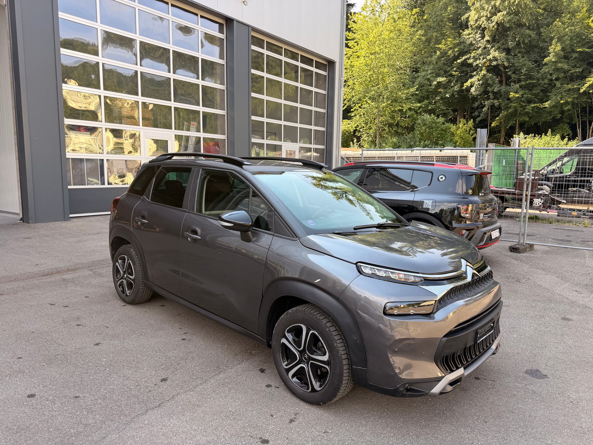 CITROEN C3 Aircross 1.2i PureTech Swiss Edition EAT6-image-2