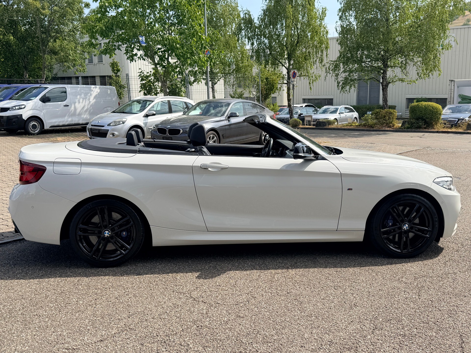 BMW M240i xDrive Steptronic-image-1