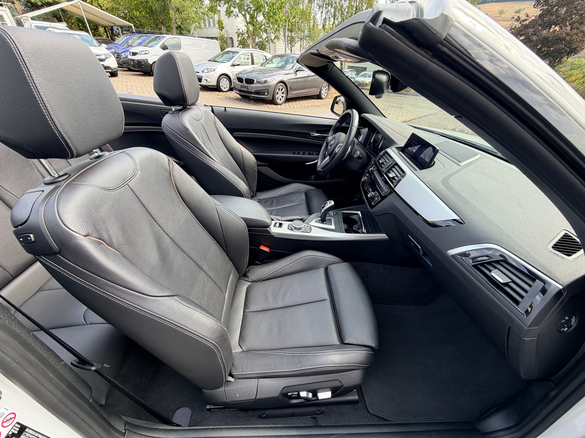 BMW M240i xDrive Steptronic-image-8