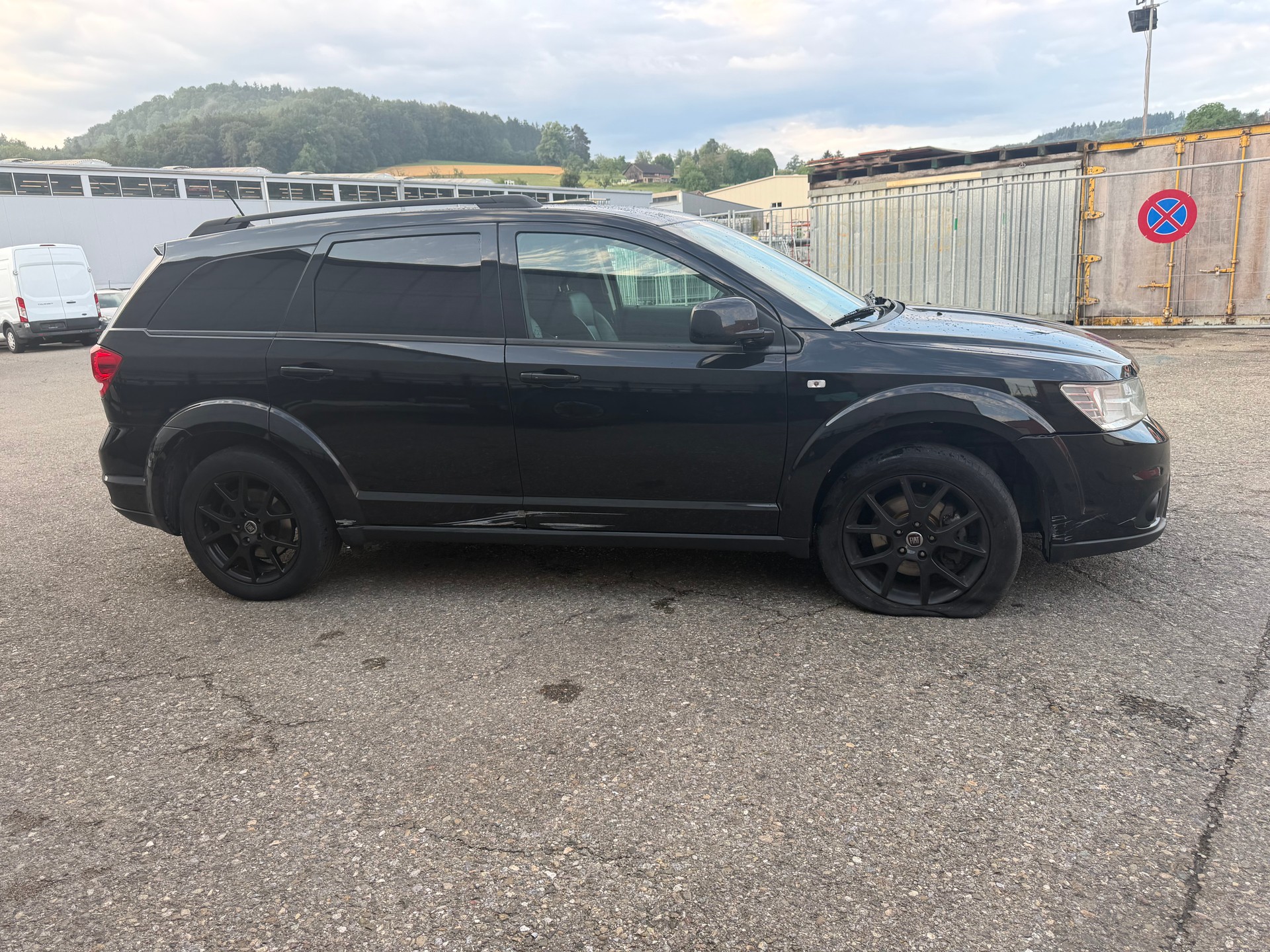 FIAT Freemont 2.0 MJ Cross AWD Automat-image-1