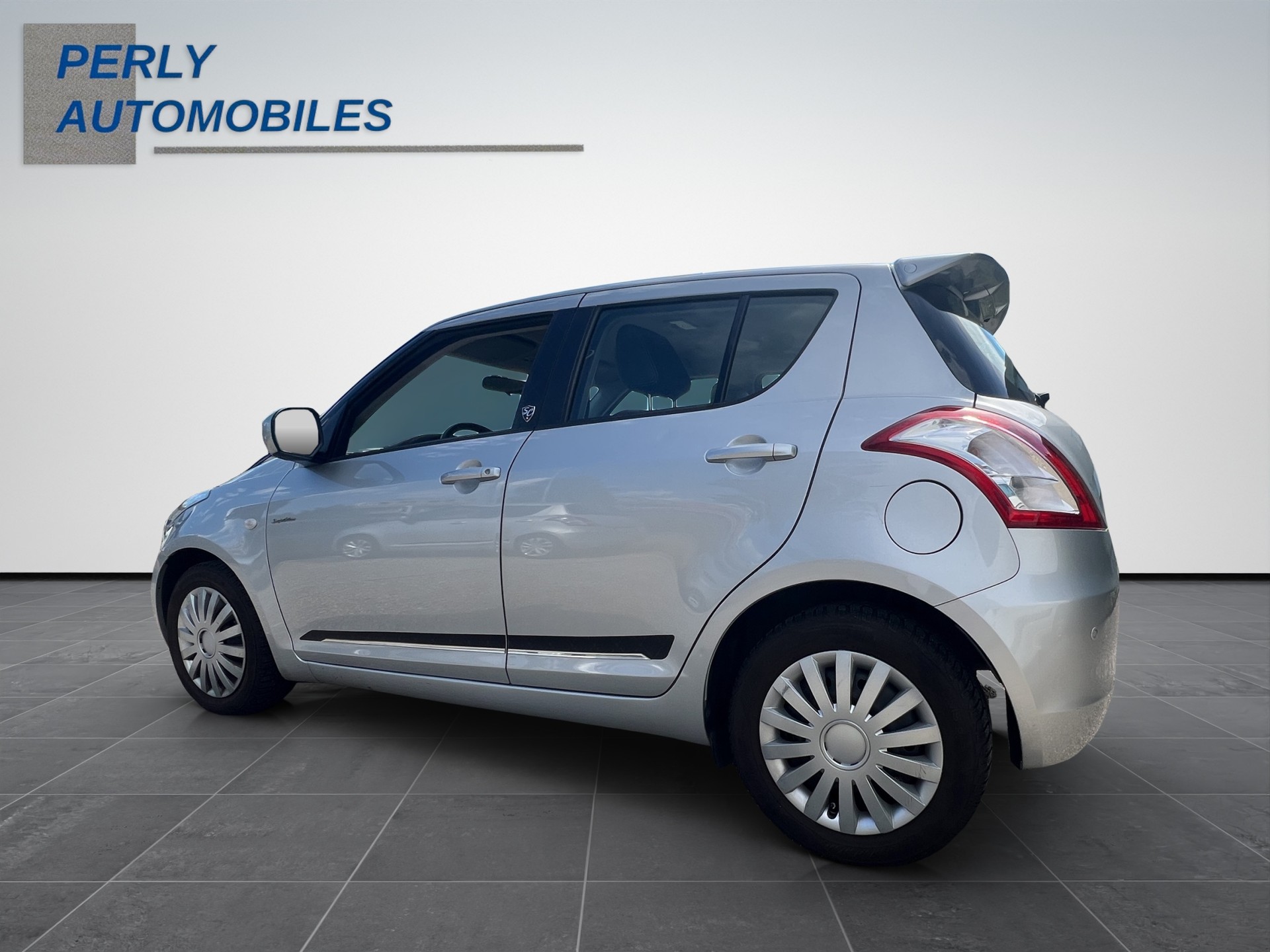 SUZUKI Swift 1.2 Sergio Cellano-image-3