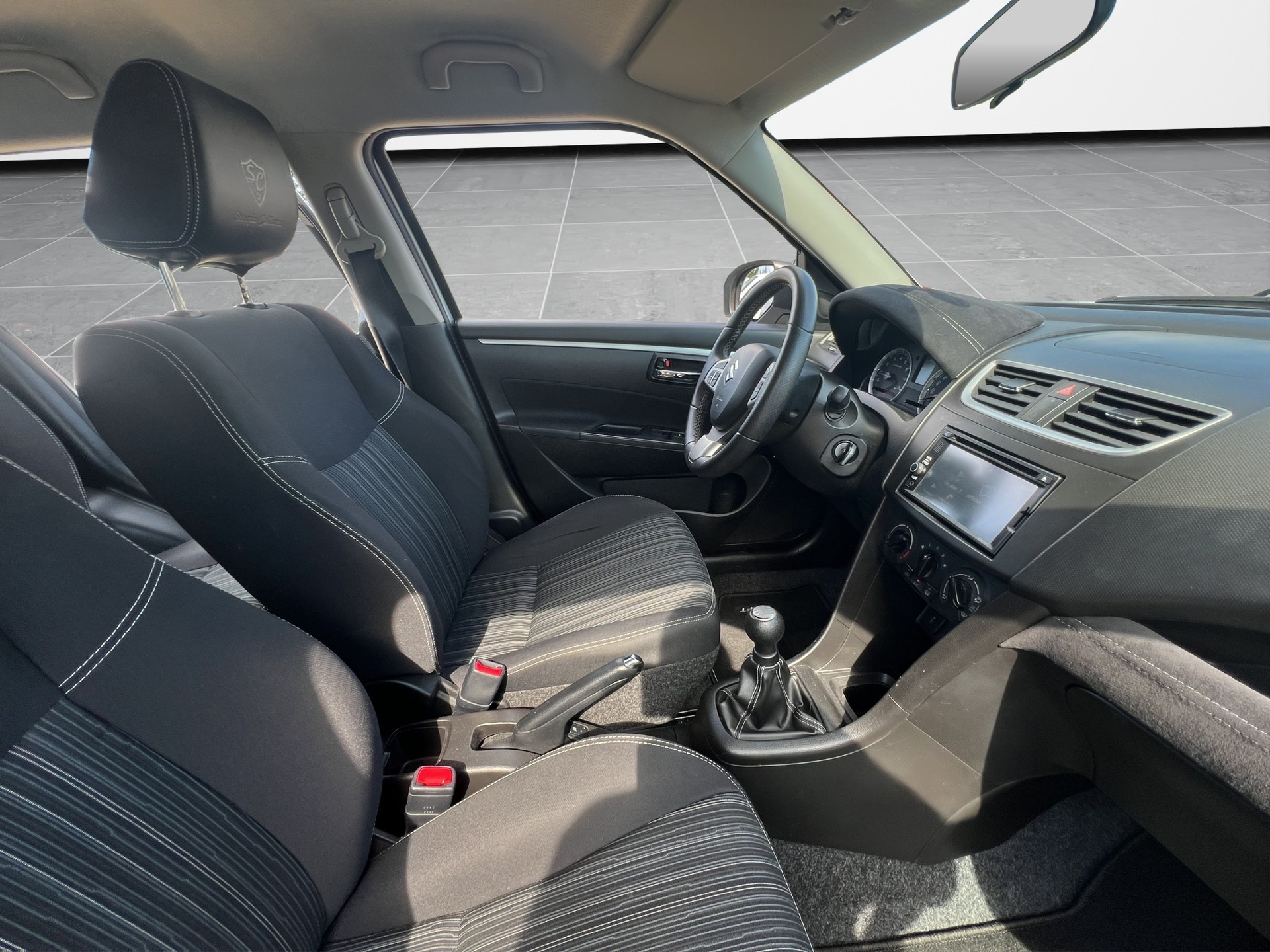 SUZUKI Swift 1.2 Sergio Cellano-image-14