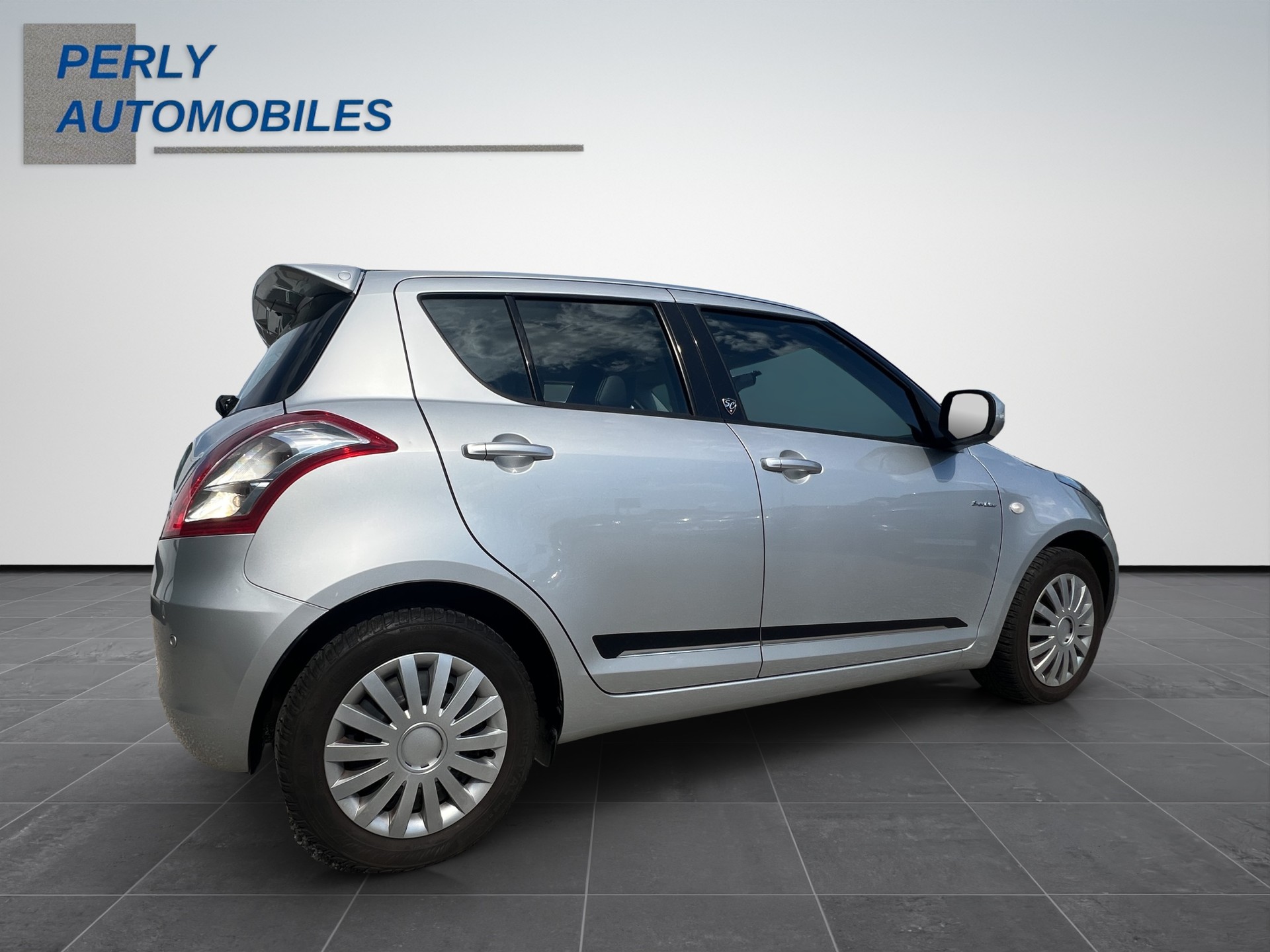 SUZUKI Swift 1.2 Sergio Cellano-image-5