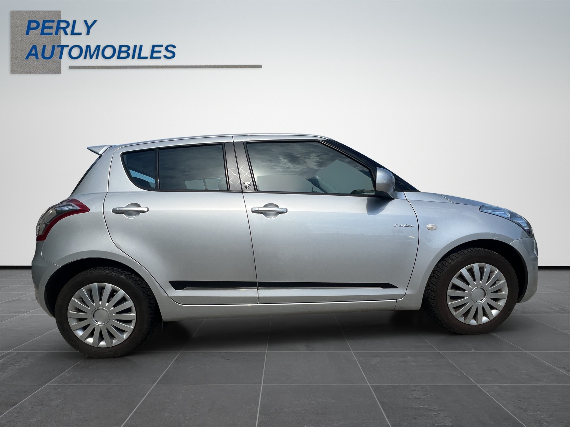 SUZUKI Swift 1.2 Sergio Cellano-image-6