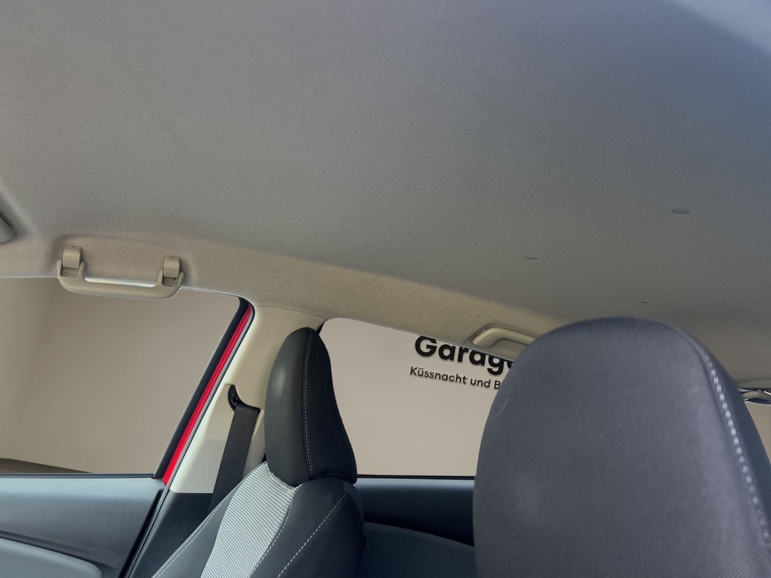 TOYOTA Yaris 1.5 VVT-i HSD Trend-image-10