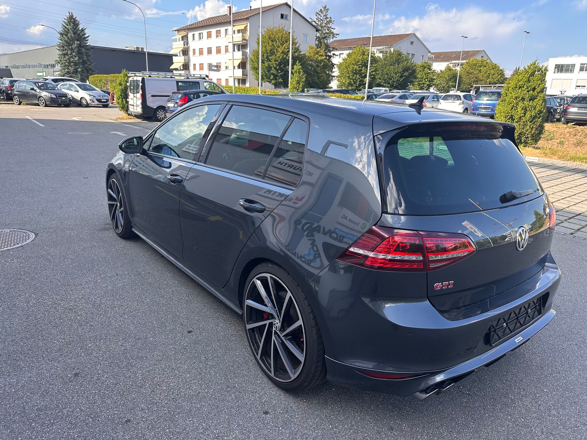 VW Golf 2.0 TSI GTI Performance DSG-image-5
