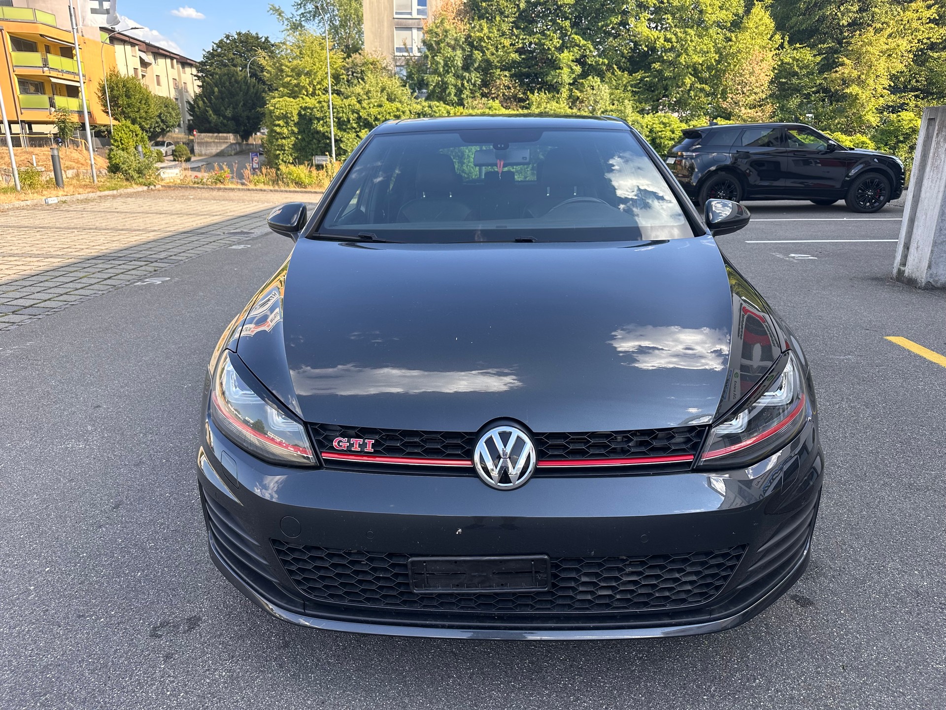 VW Golf 2.0 TSI GTI Performance DSG-image-1