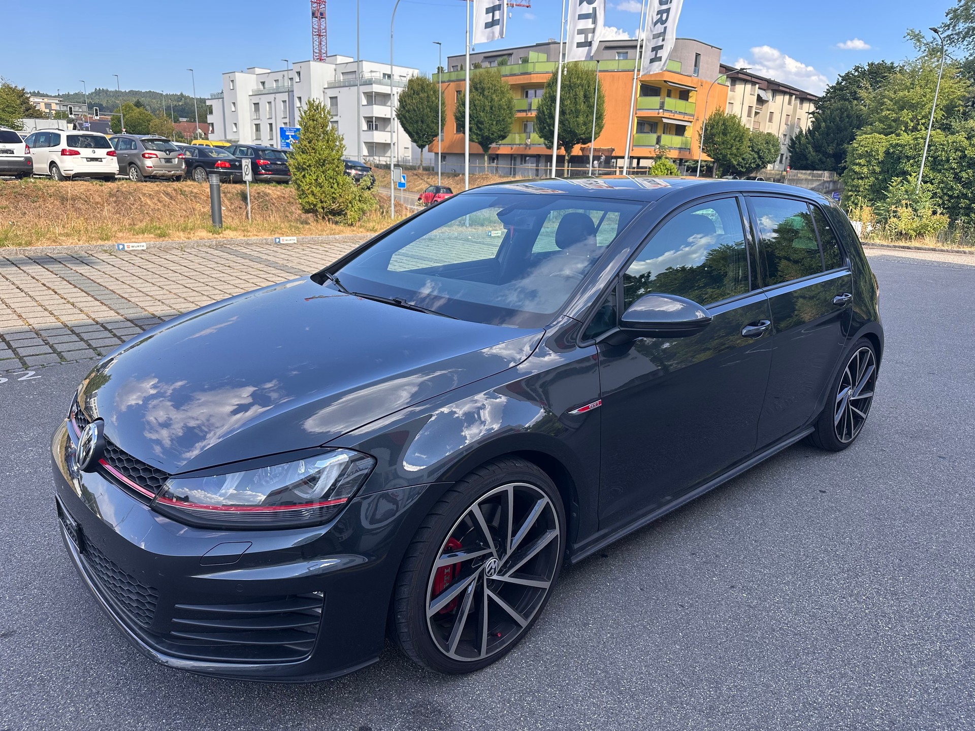 VW Golf 2.0 TSI GTI Performance DSG-image-0