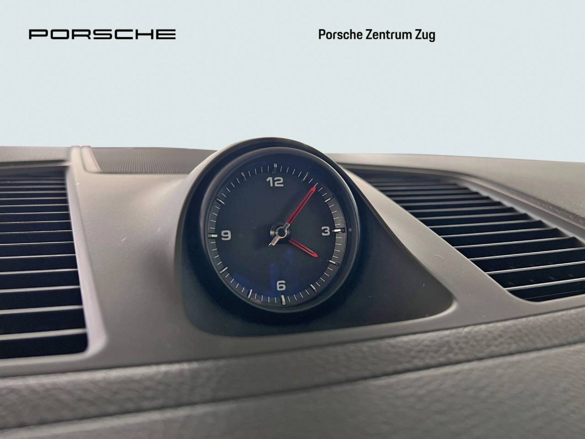 PORSCHE Cayenne E-Hybrid Coupé Platinum Edition-image-26