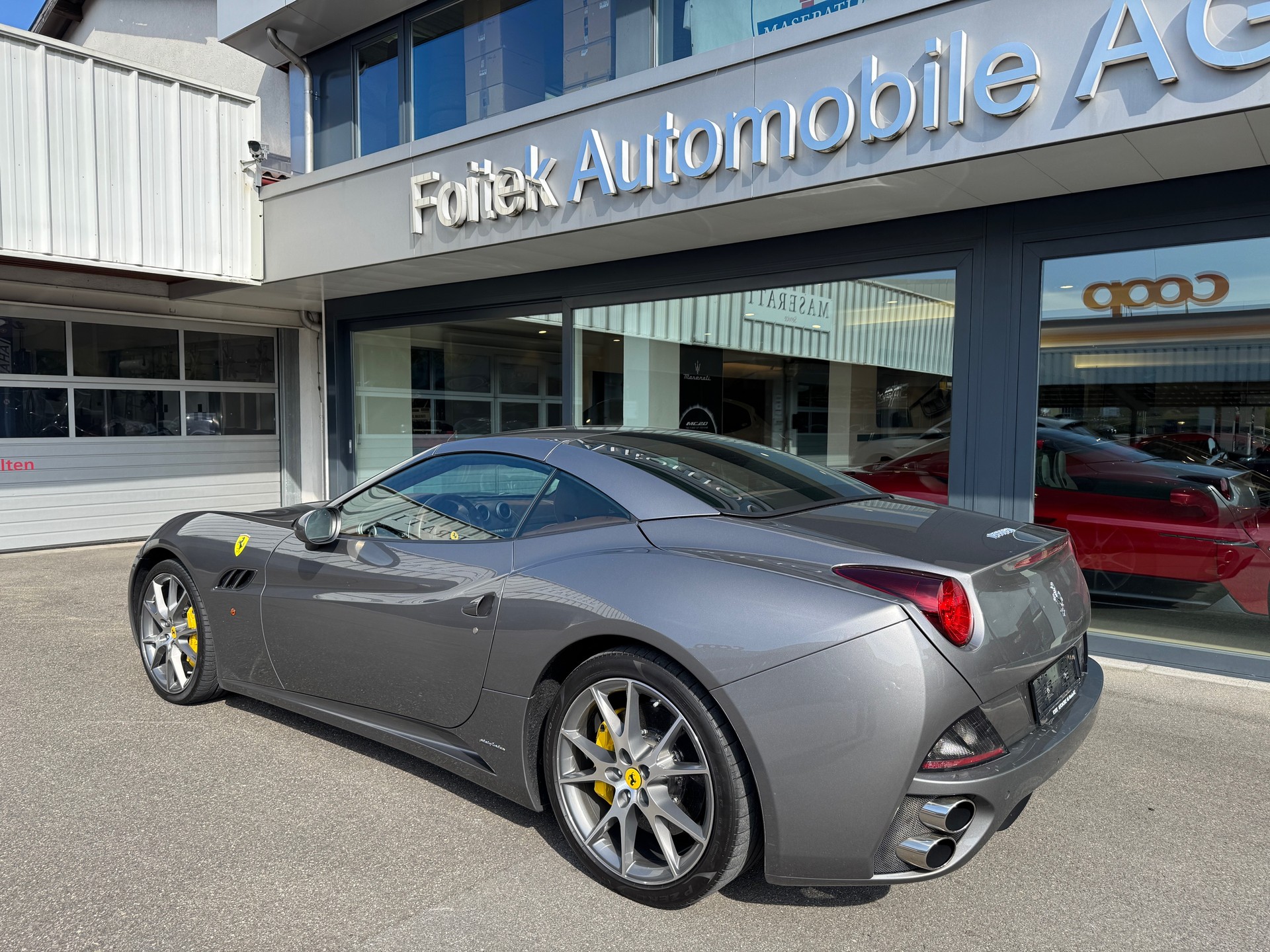 FERRARI California 4.3 V8-image-10