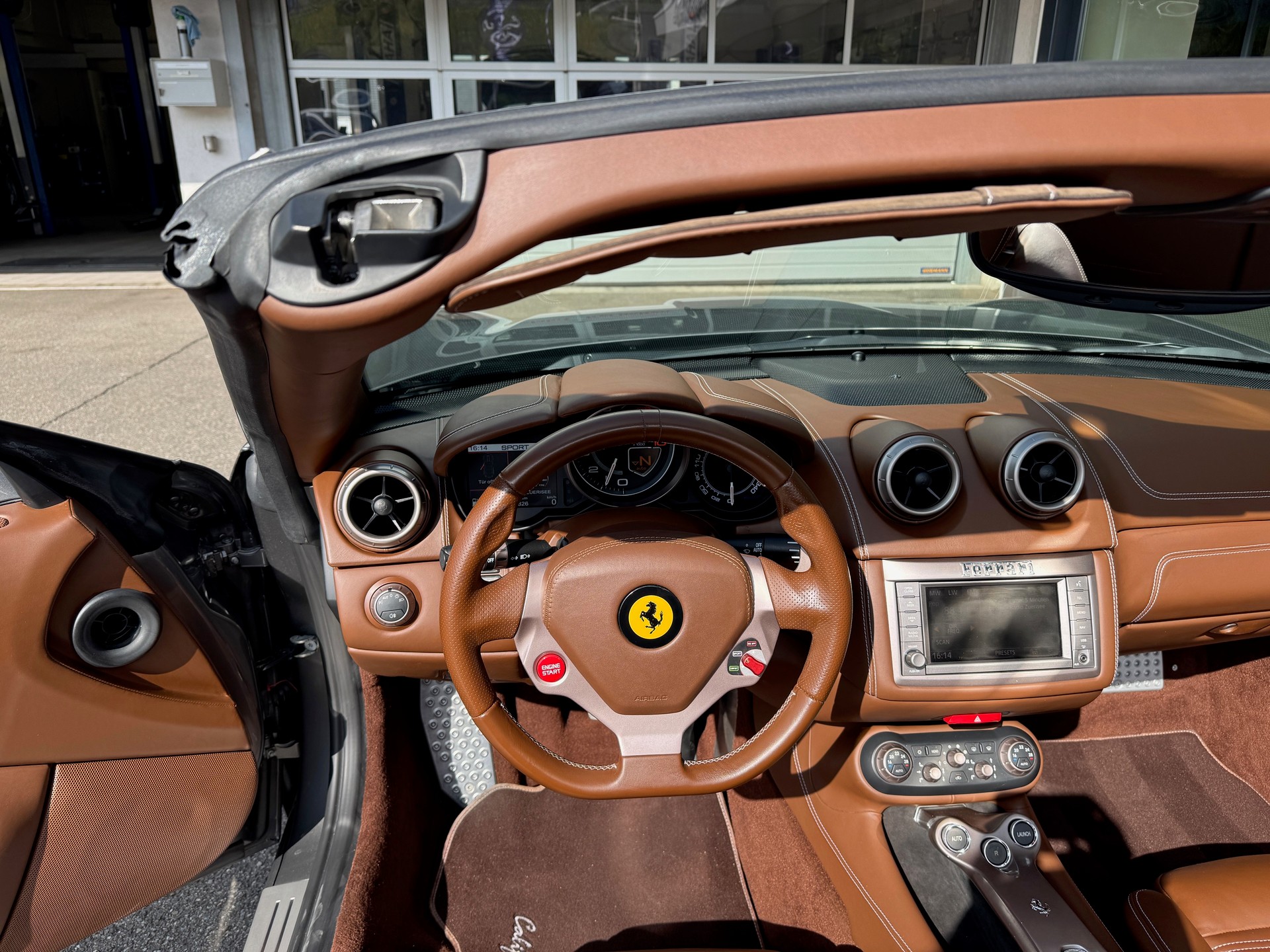 FERRARI California 4.3 V8-image-13