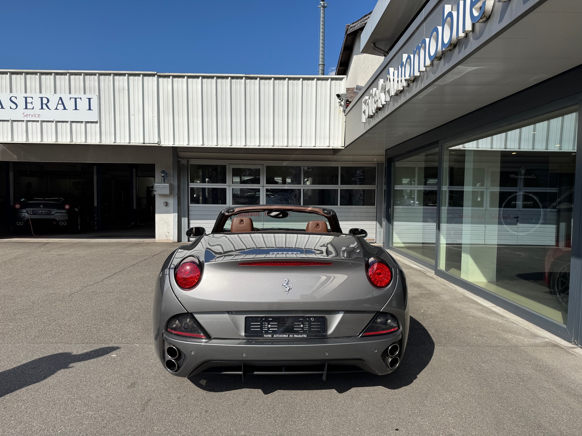 FERRARI California 4.3 V8-image-19