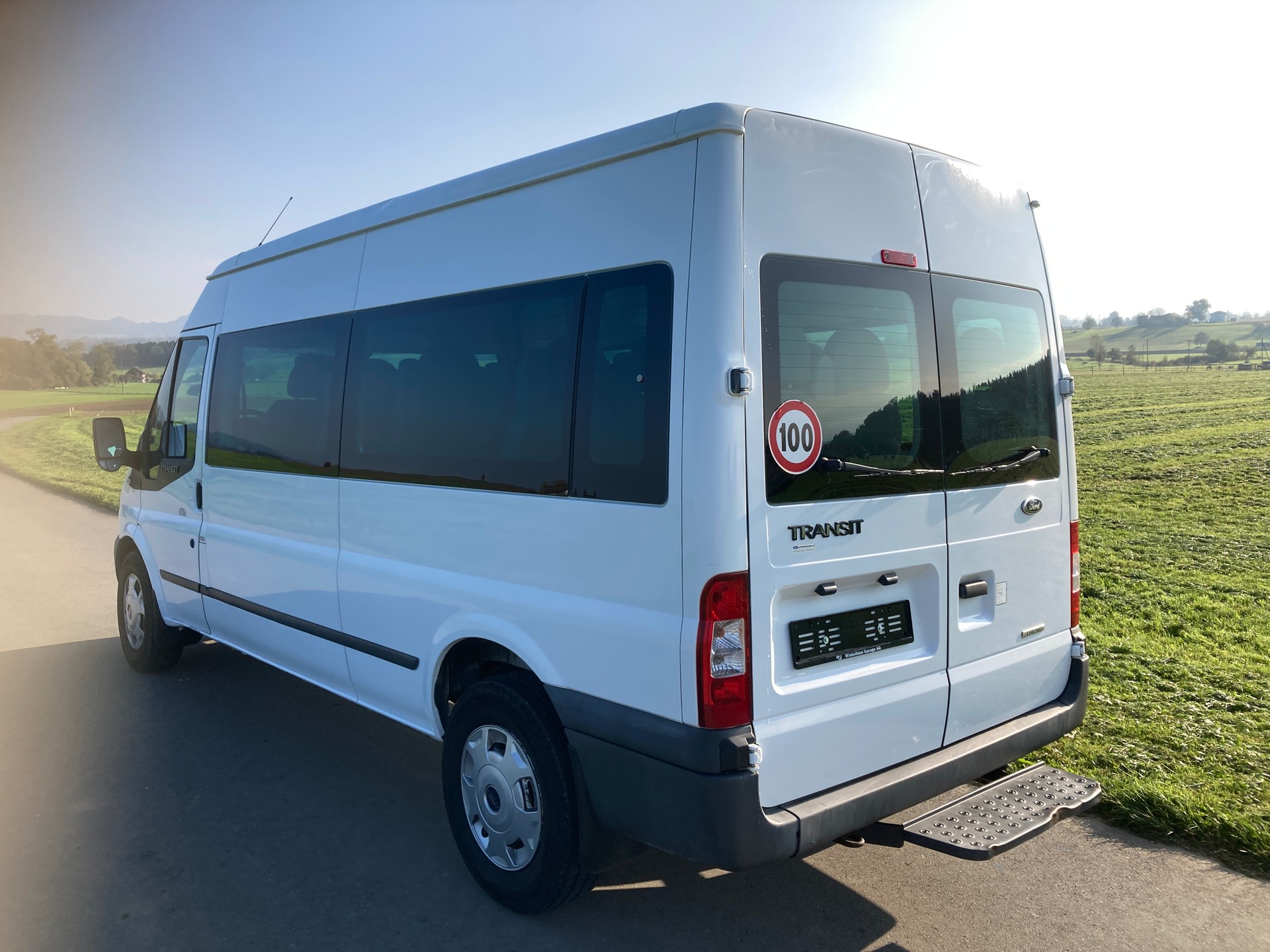 FORD Transit 2.4 TDCi Bus M2 350L Trend 14Pl.-image-3
