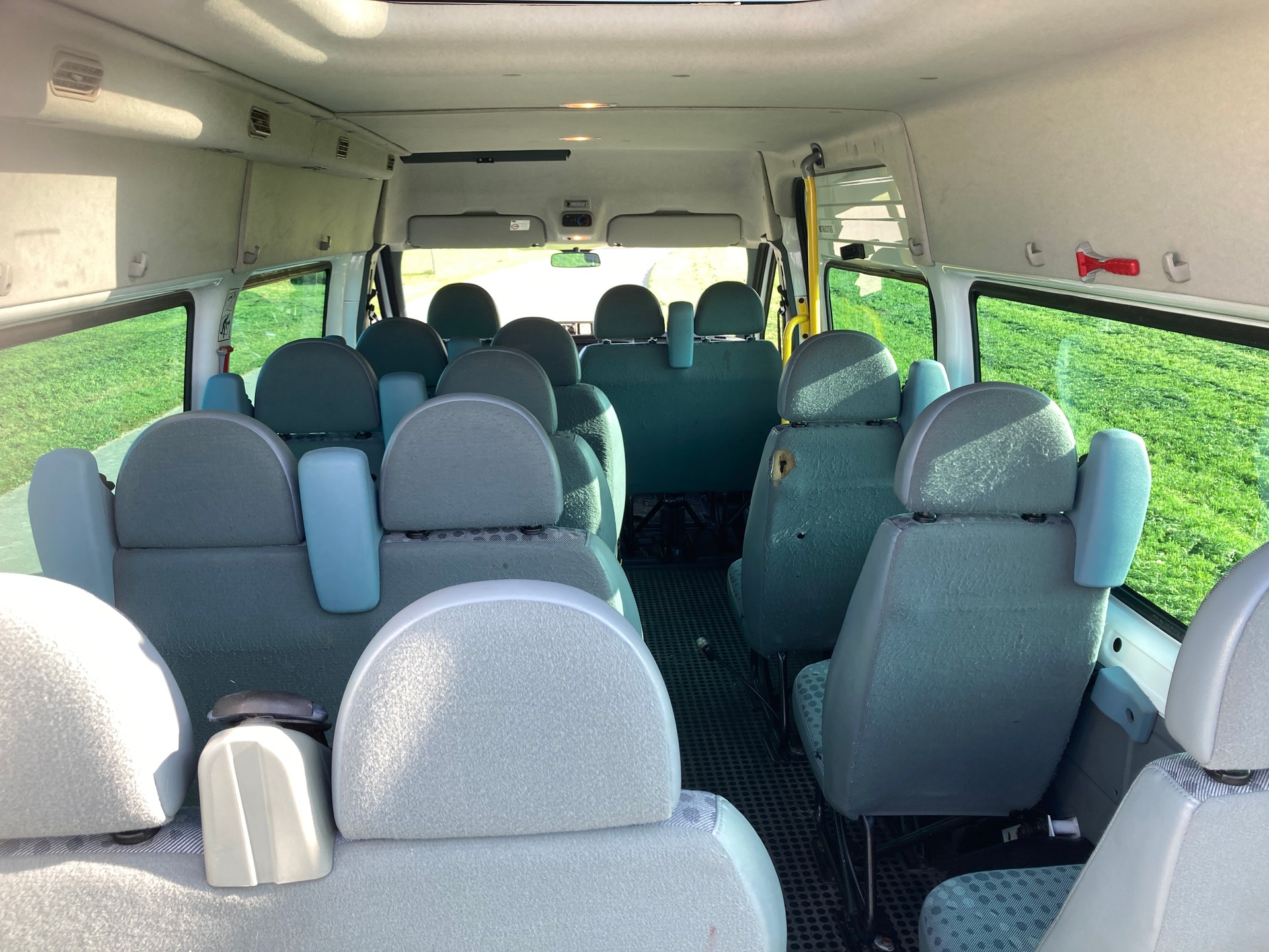 FORD Transit 2.4 TDCi Bus M2 350L Trend 14Pl.-image-6