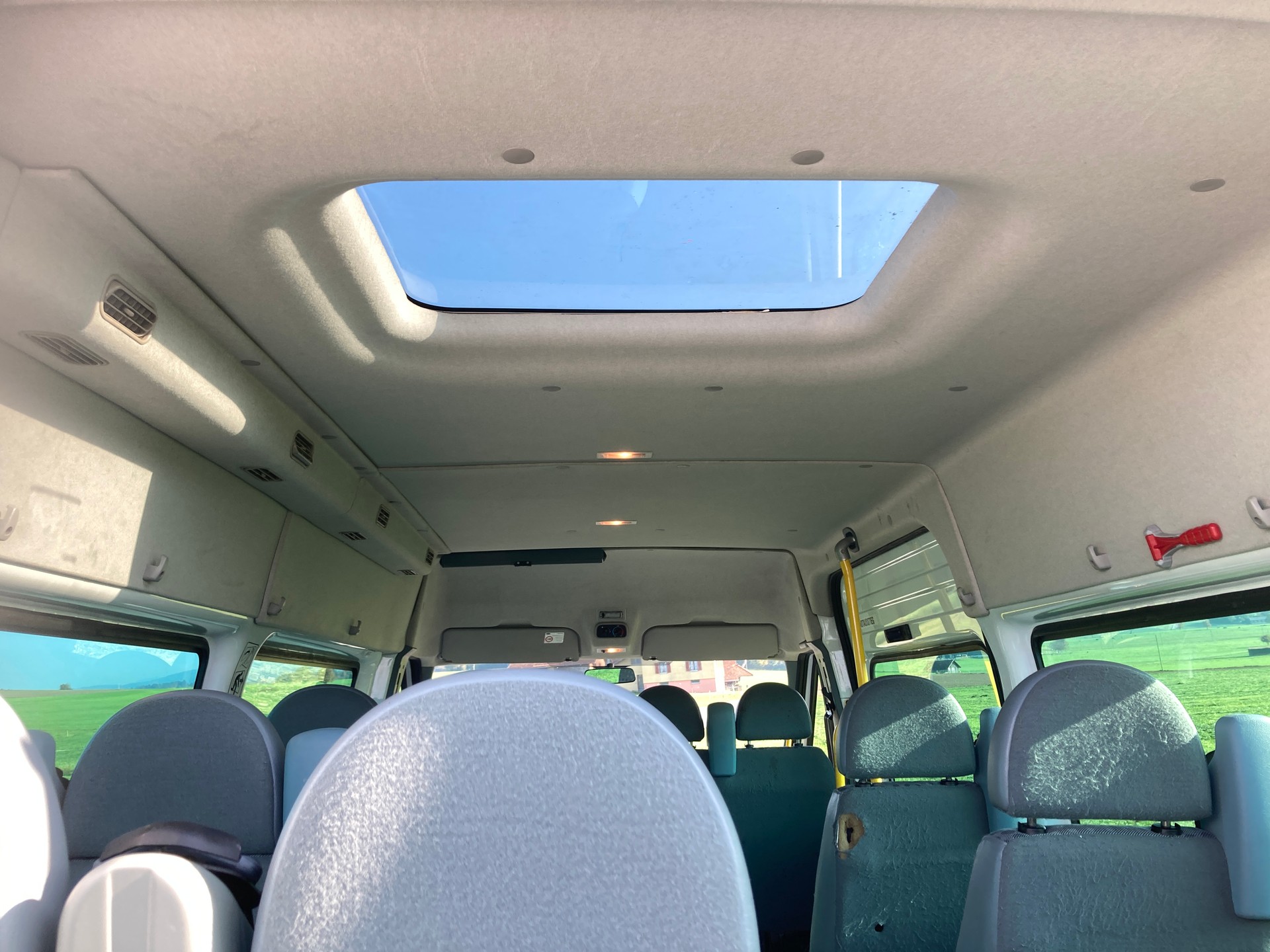 FORD Transit 2.4 TDCi Bus M2 350L Trend 14Pl.-image-7