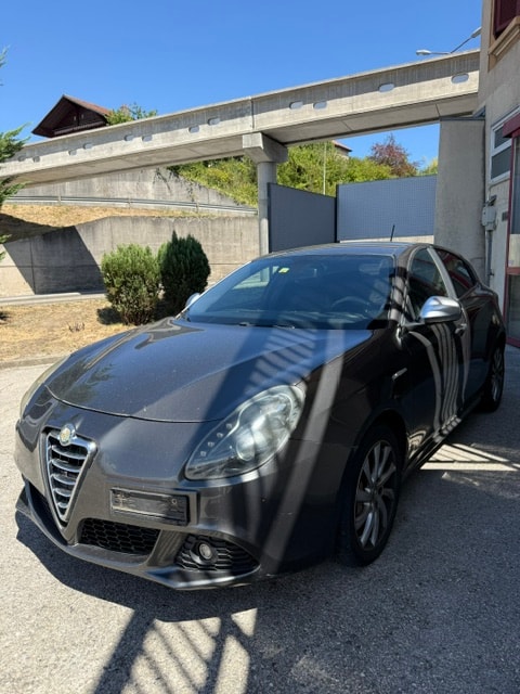 ALFA ROMEO Giulietta 1.4 MultiAir Distinctive-image-2