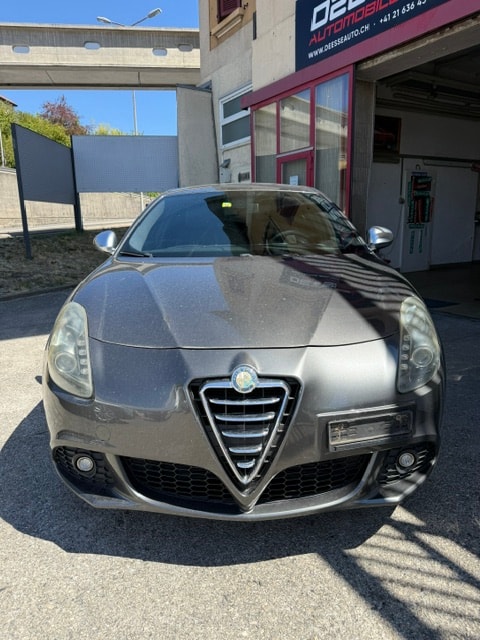ALFA ROMEO Giulietta 1.4 MultiAir Distinctive-image-1