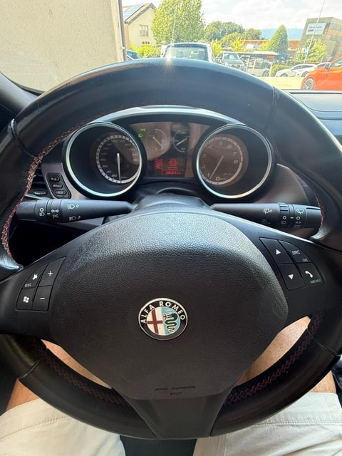 ALFA ROMEO Giulietta 1.4 MultiAir Distinctive-image-14
