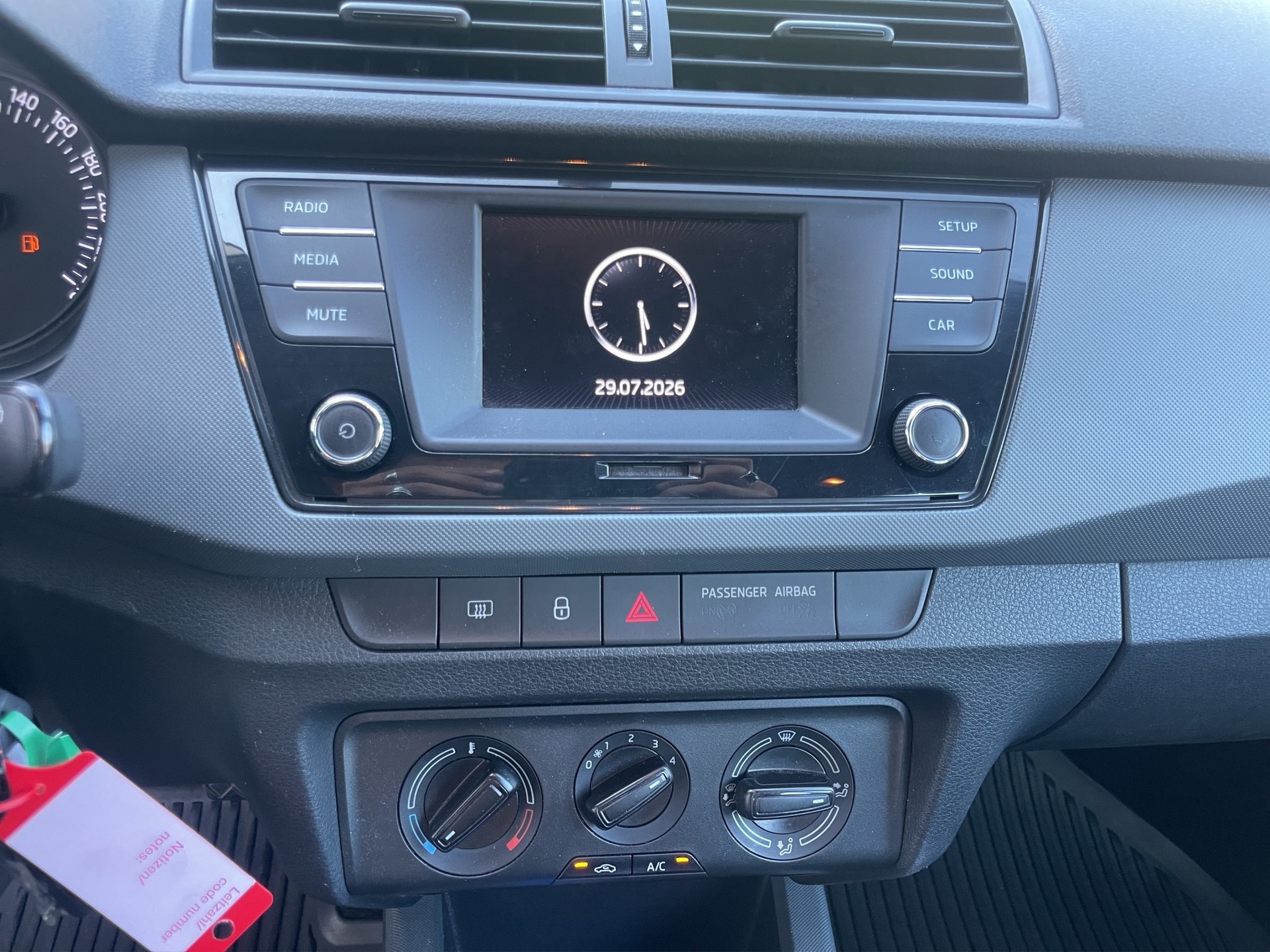 SKODA Fabia 1.2 TSI Ambition-image-12