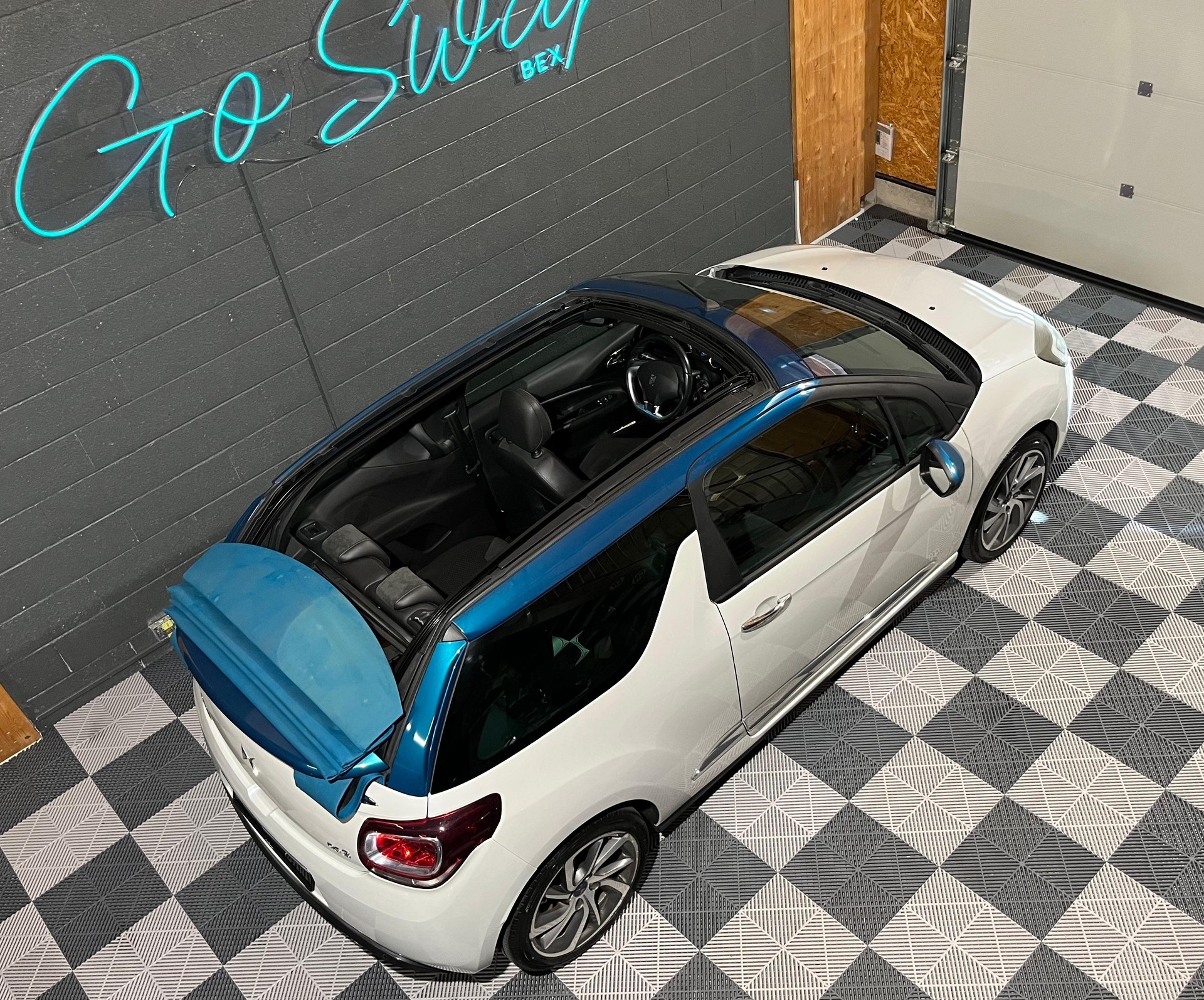 DS AUTOMOBILES DS 3 Cabrio 1.6 THP Eye Tech 165-image-2