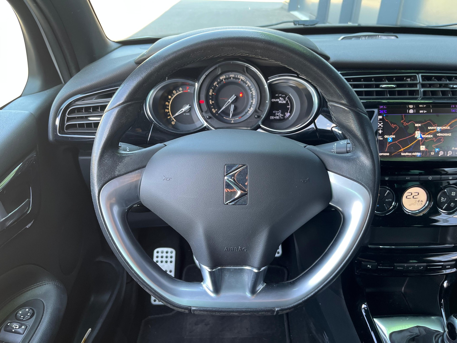 DS AUTOMOBILES DS 3 Cabrio 1.6 THP Eye Tech 165-image-13