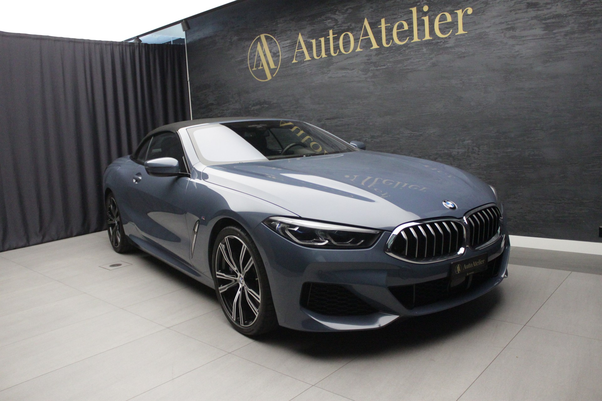 BMW 840i xDrive Steptronic-image-0