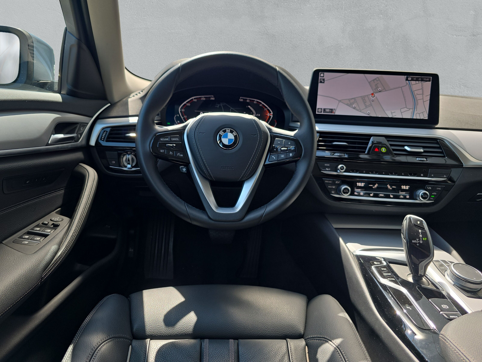 BMW 530i xDrive G30 (CH)-image-20