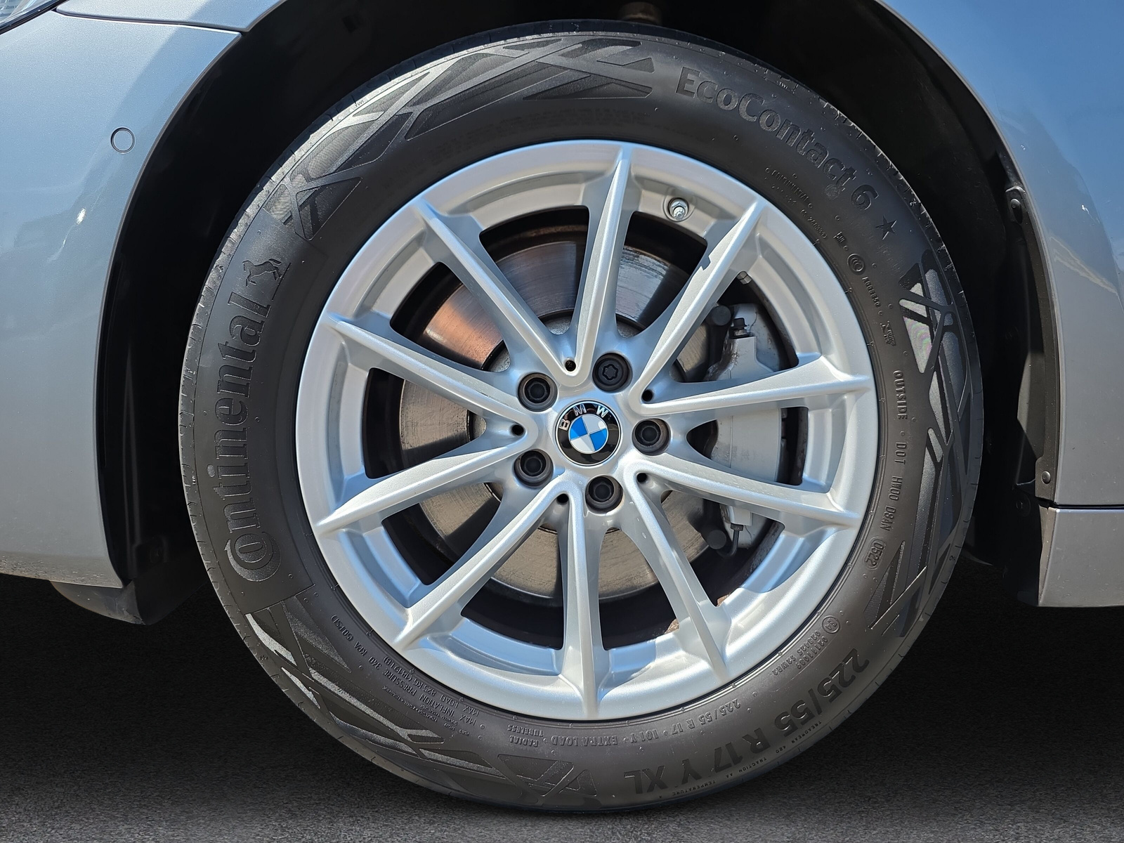 BMW 530i xDrive G30 (CH)-image-9