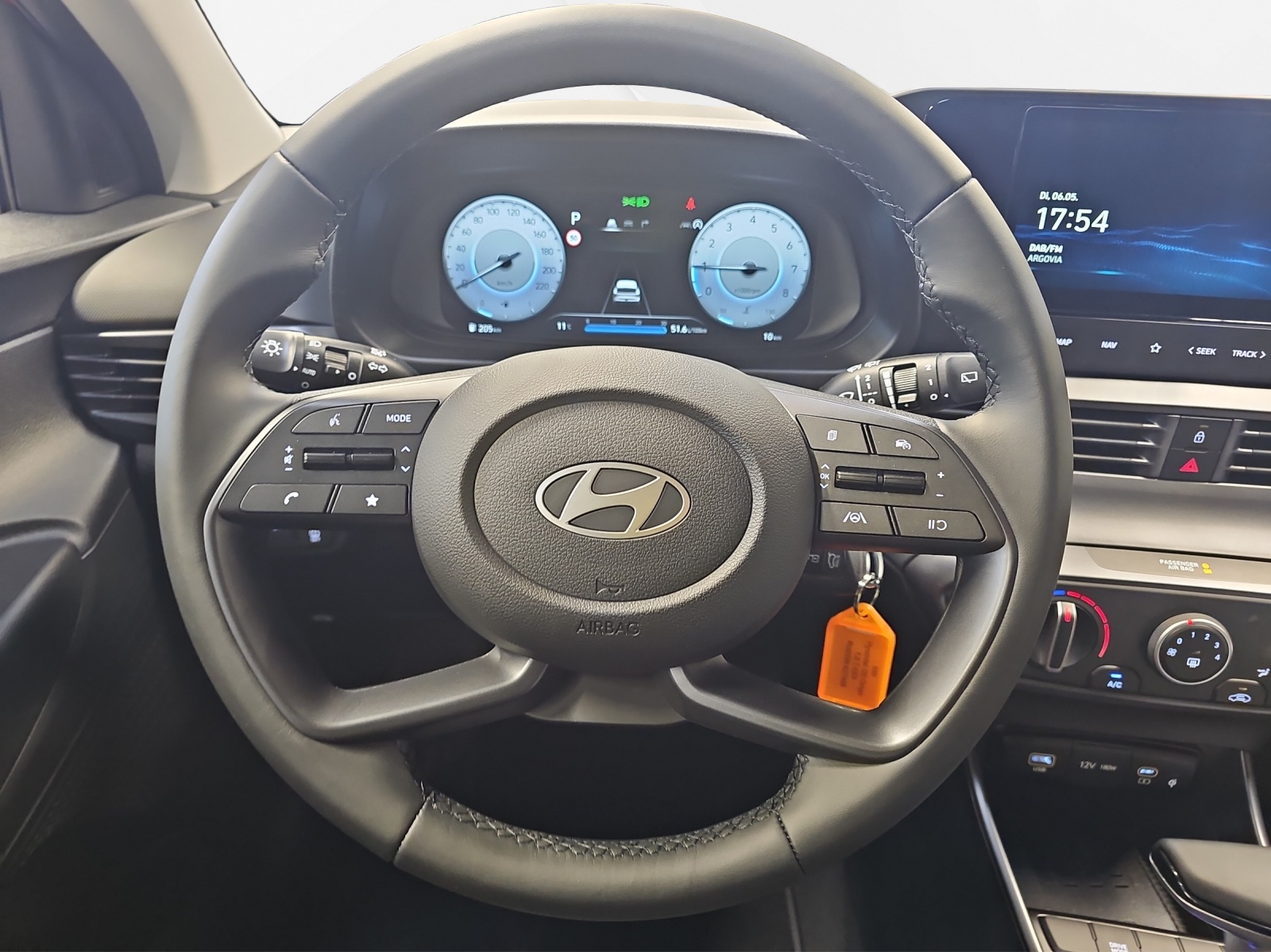 HYUNDAI i20 1.0 T-GDi Origo-image-11