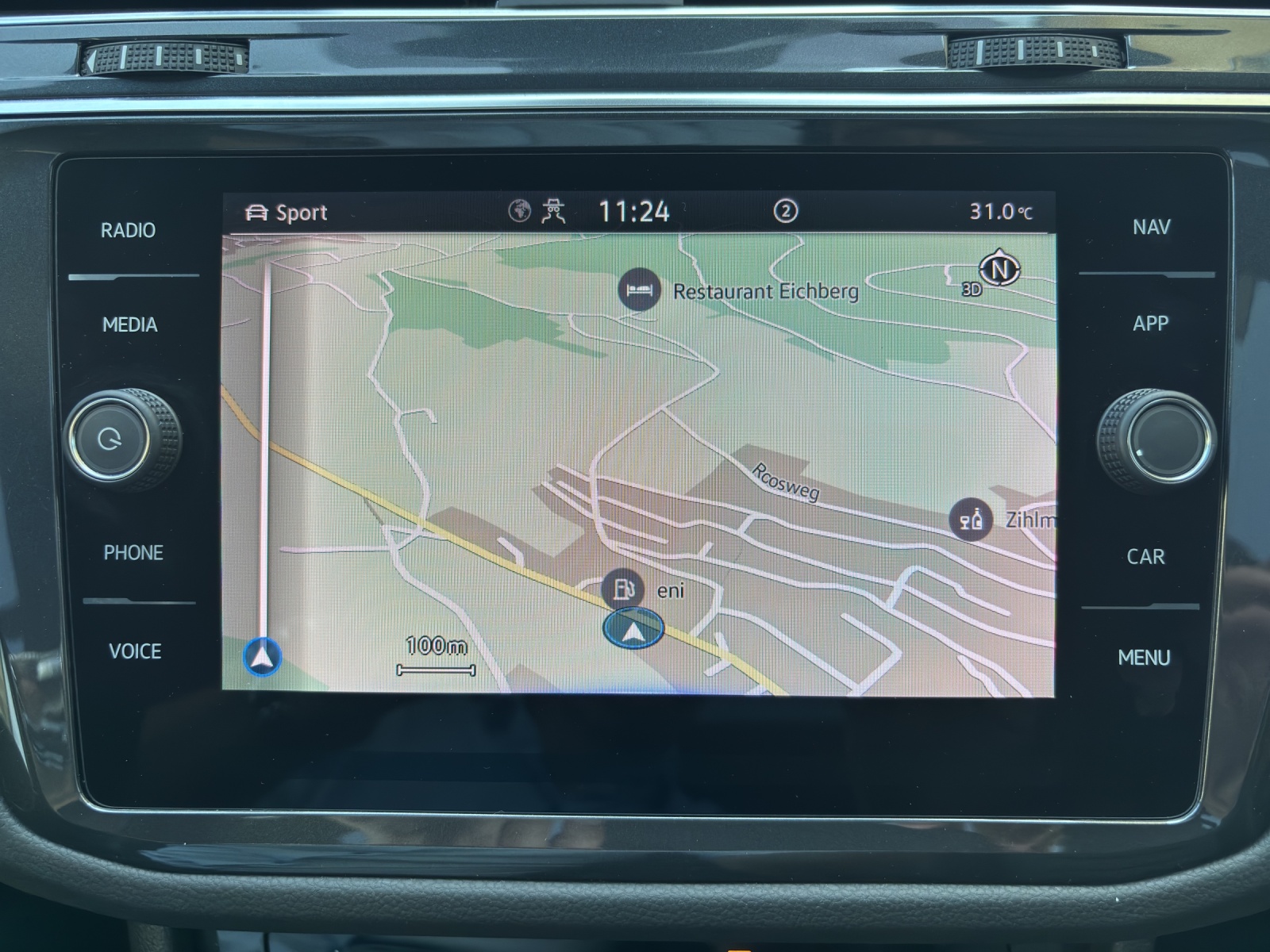 VW Tiguan 2.0TSI R 4Motion DSG mit AHK, Leder & Panorama-Ausstell-/Schiebedach-image-21