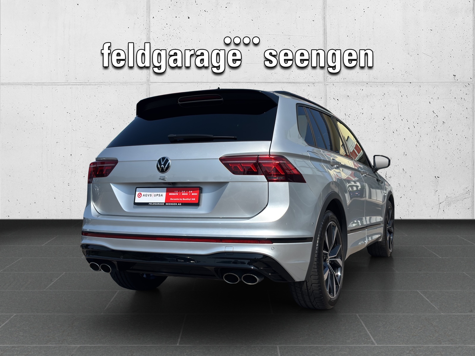 VW Tiguan 2.0TSI R 4Motion DSG mit AHK, Leder & Panorama-Ausstell-/Schiebedach-image-4