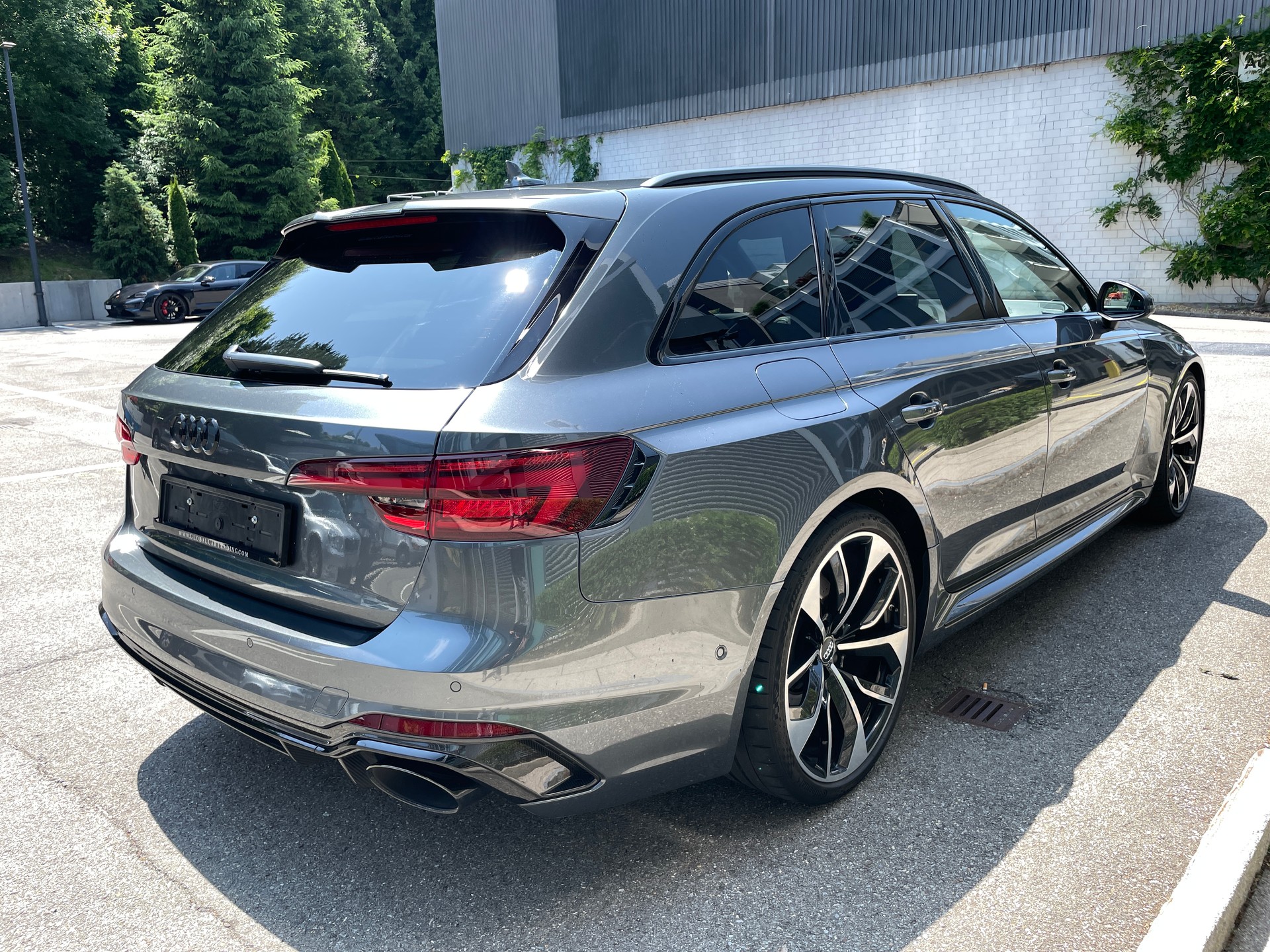 AUDI RS4 Avant 2.9 TFSI quattro tiptronic-image-3