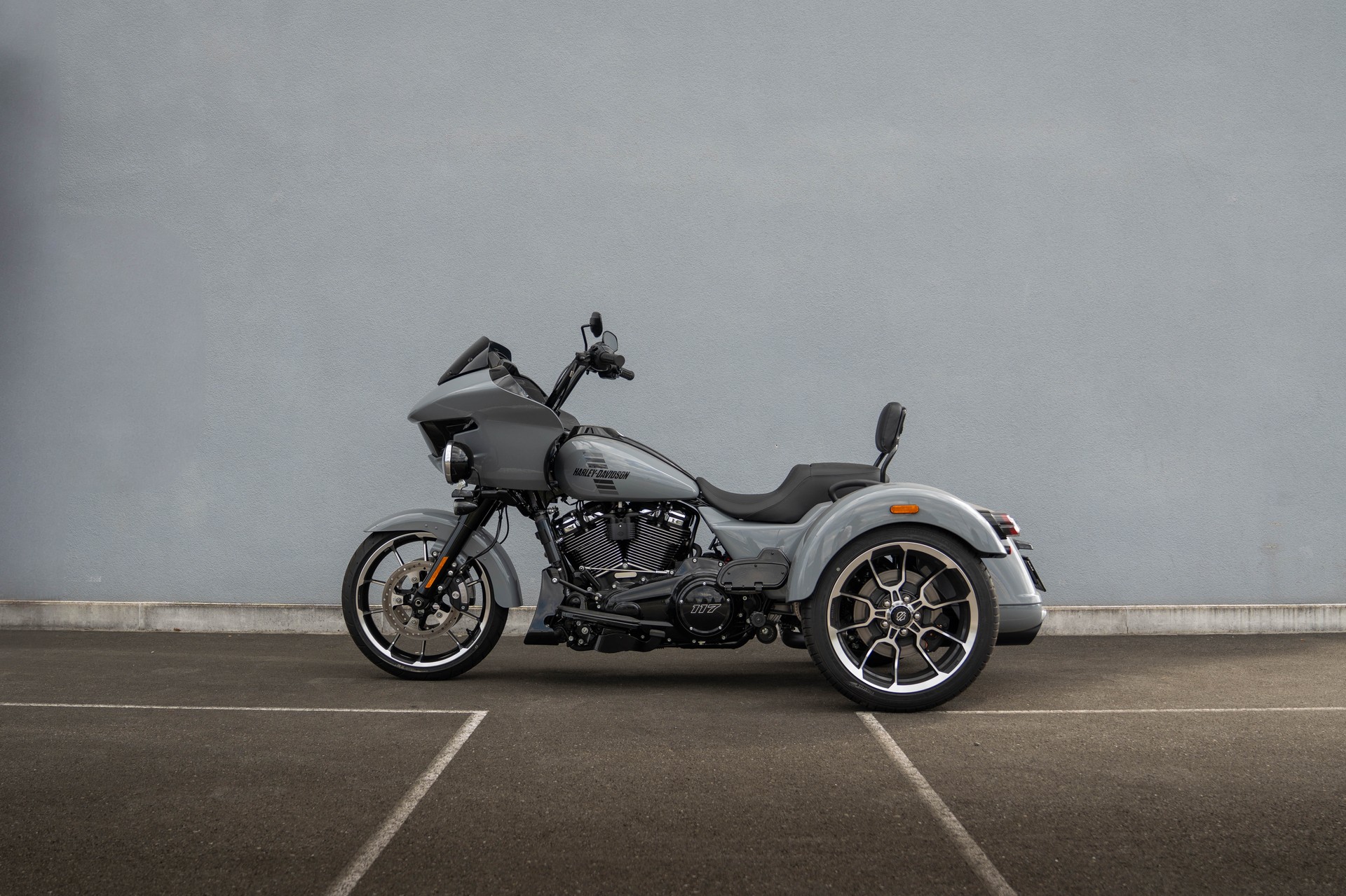 HARLEY-DAVIDSON FLTRT Road Glide 3 117 ci VVT-showroom-element-1