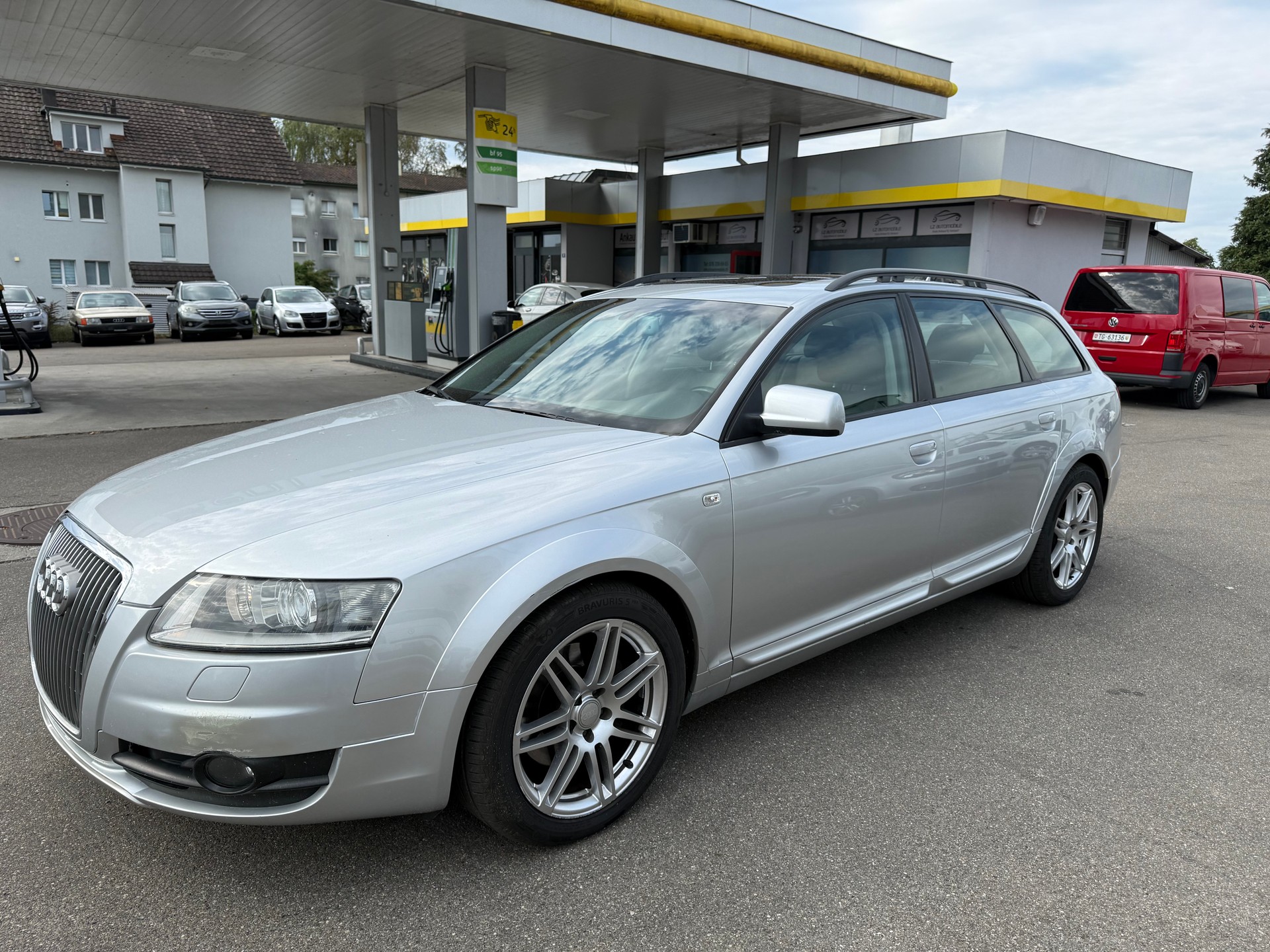 AUDI A6 allroad 3.0 TDI quattro-image-2