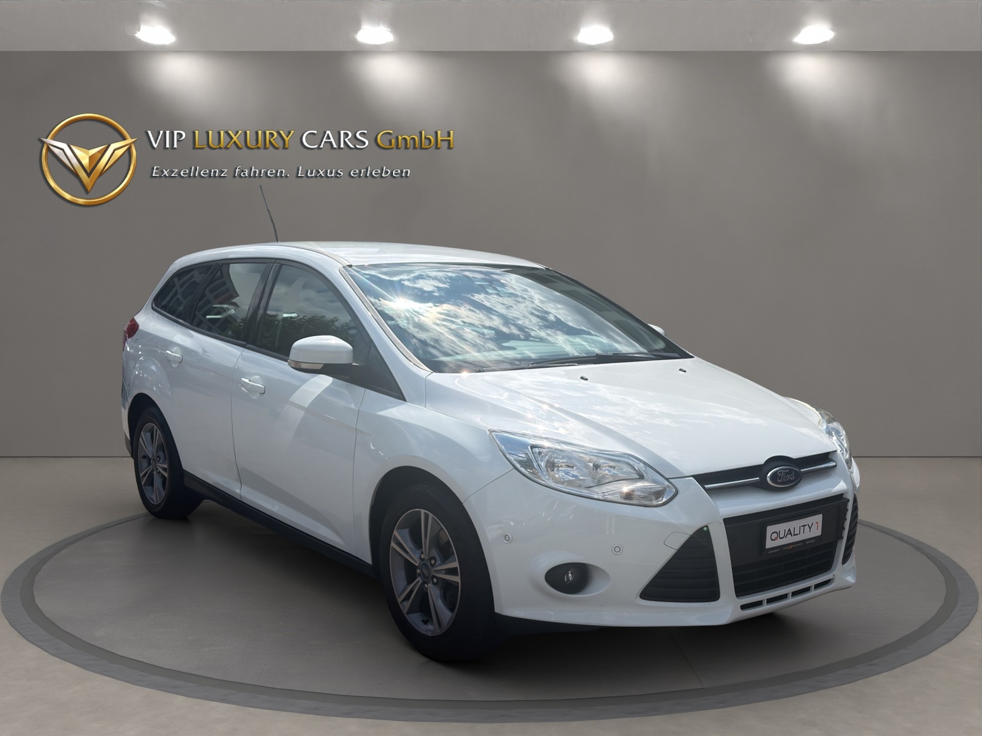 FORD Focus 1.0 SCTi Titanium-image-3