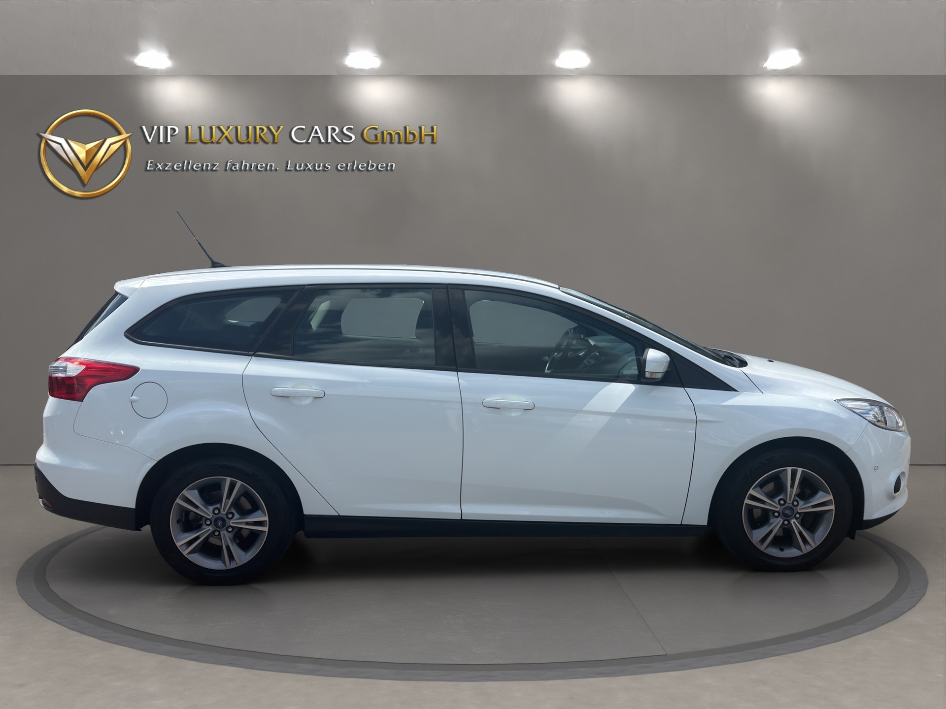 FORD Focus 1.0 SCTi Titanium-image-7