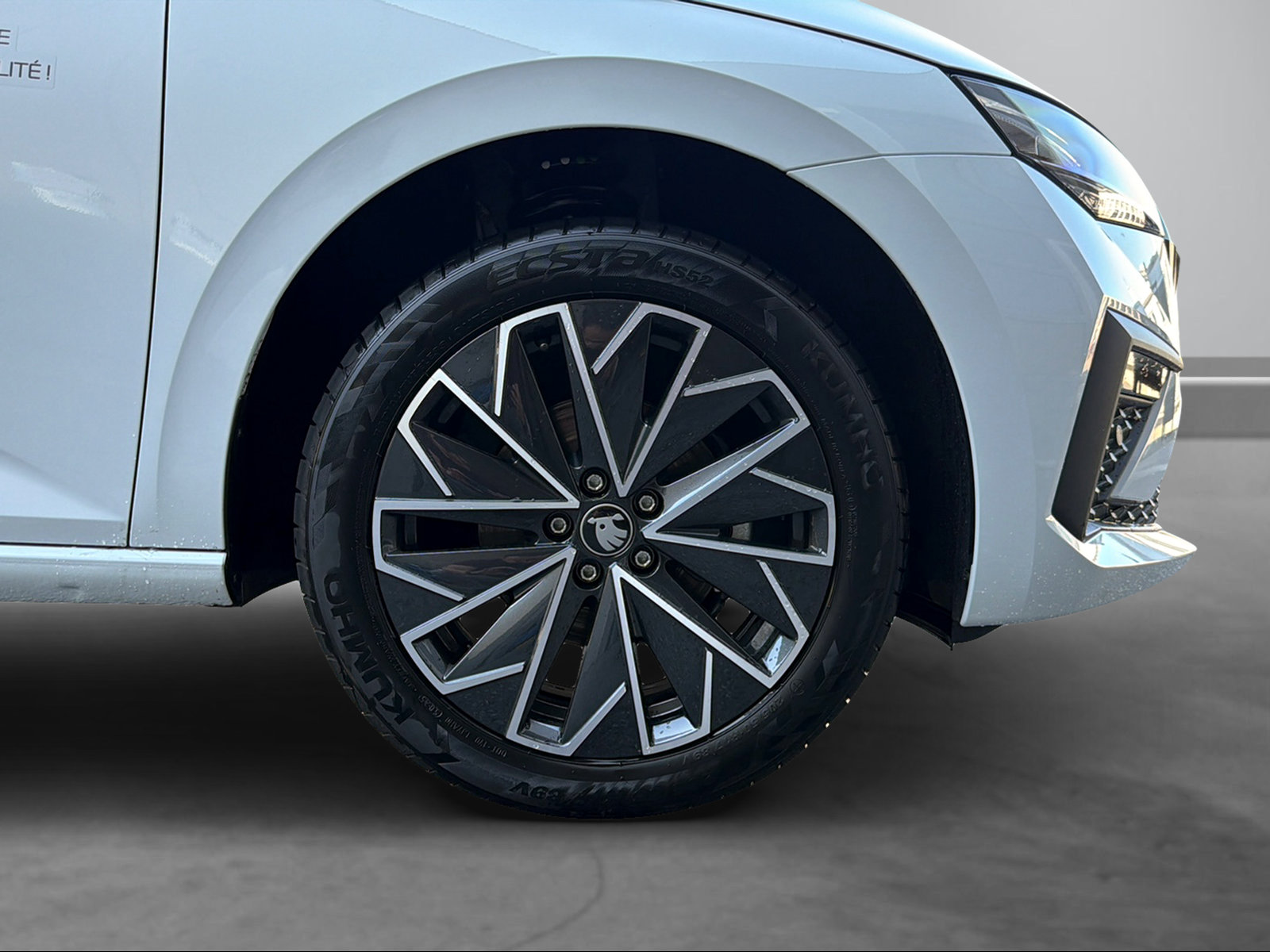 SKODA Scala 1.5 TSI Dynamic DSG-image-13