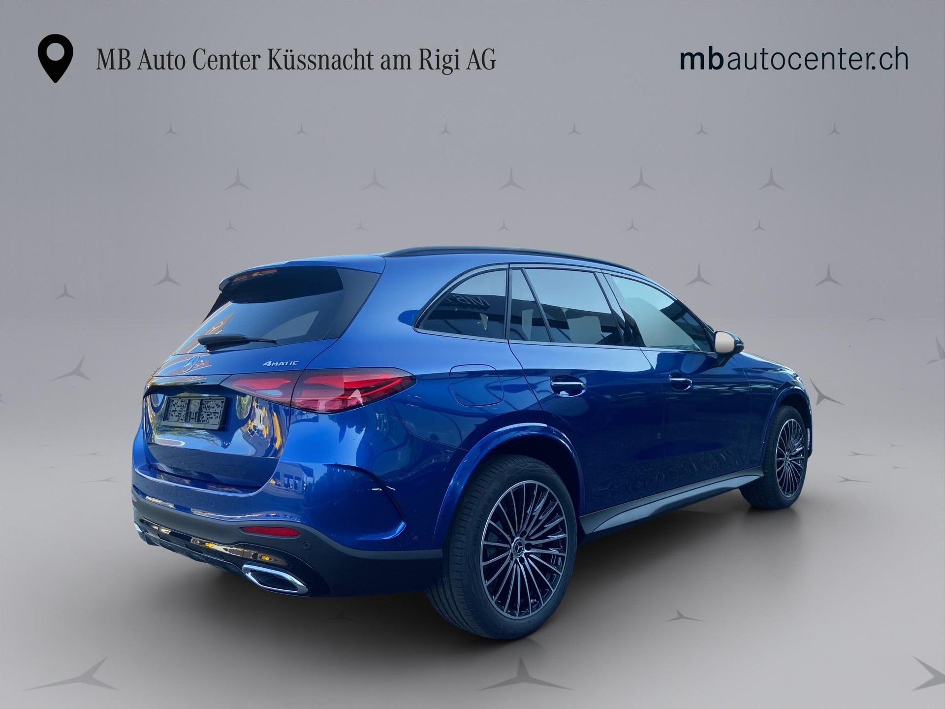 MERCEDES-BENZ GLC 300 e EQ Star AMG Line 4matic-image-5