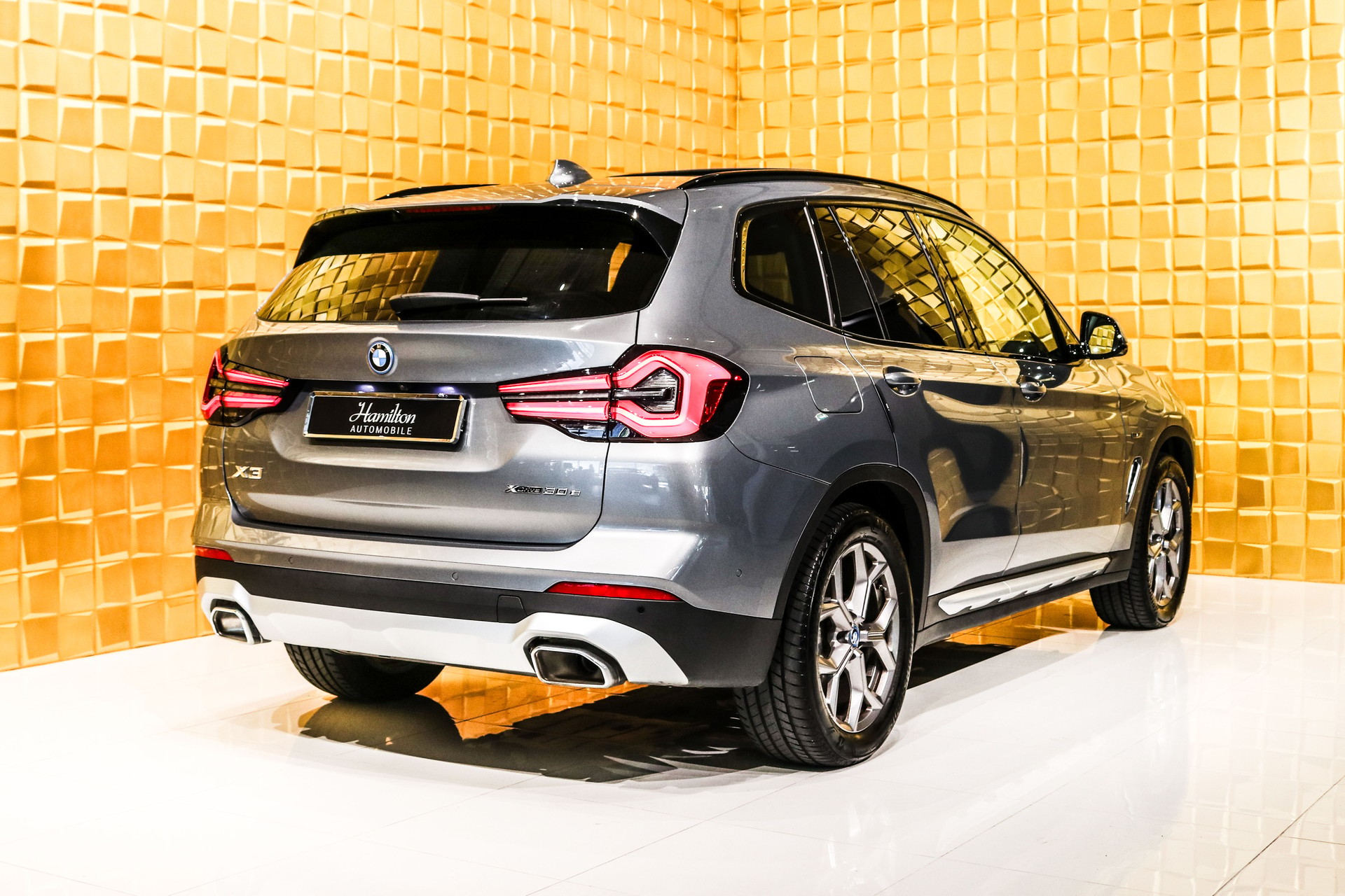 BMW X3 30e xDrive-image-5
