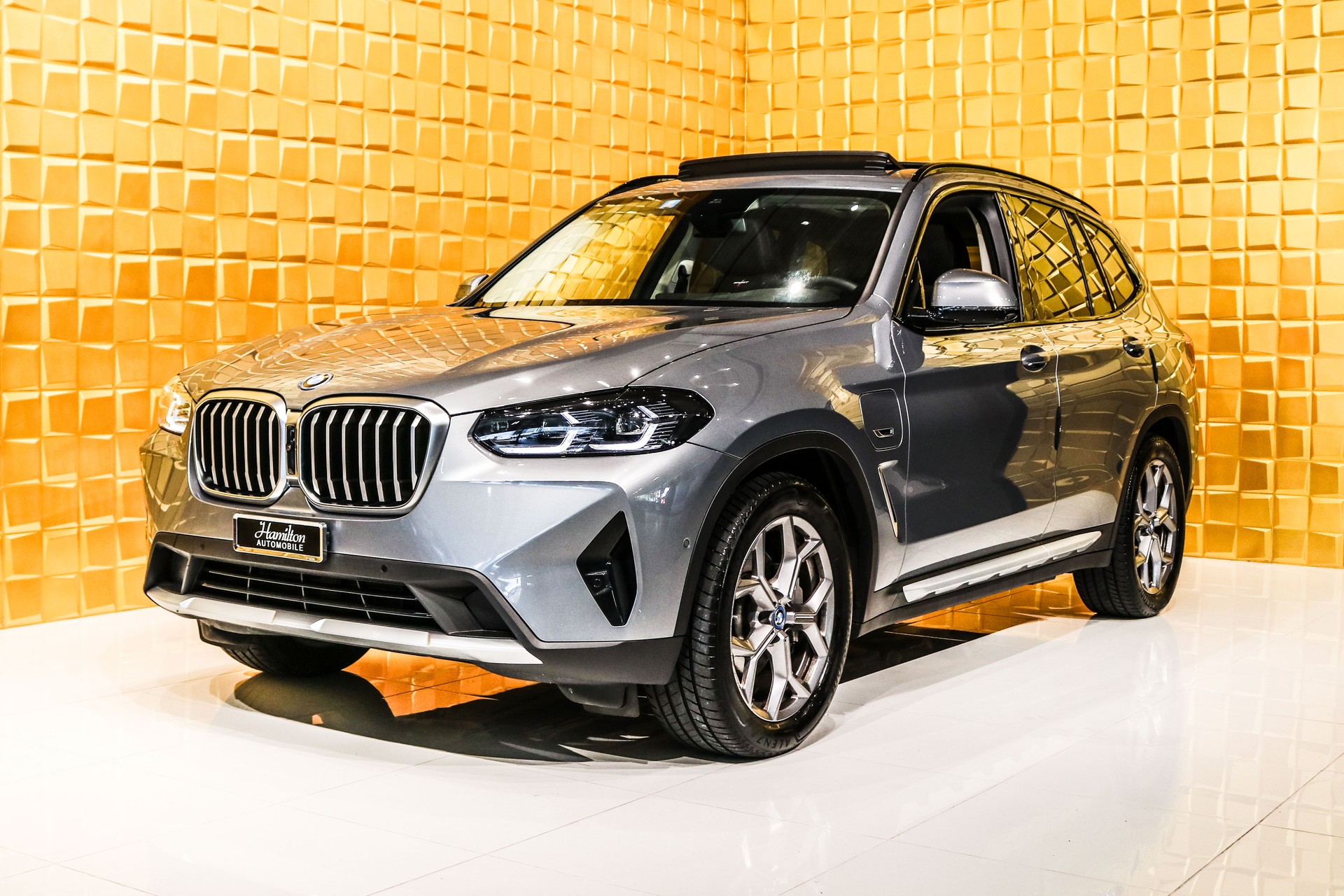 BMW X3 30e xDrive-image-3