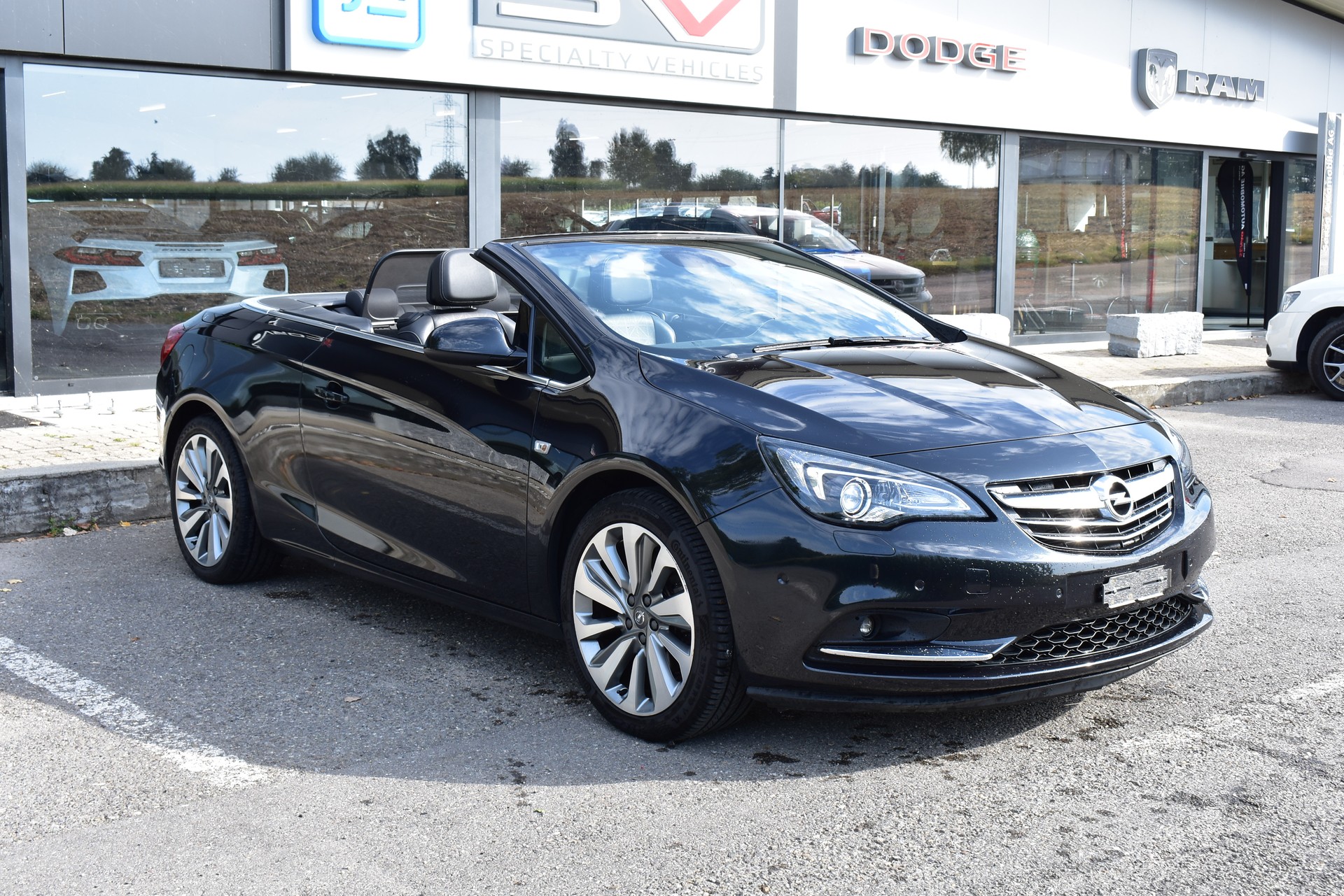 OPEL Cascada 1.6i 16V Cosmo-image-1