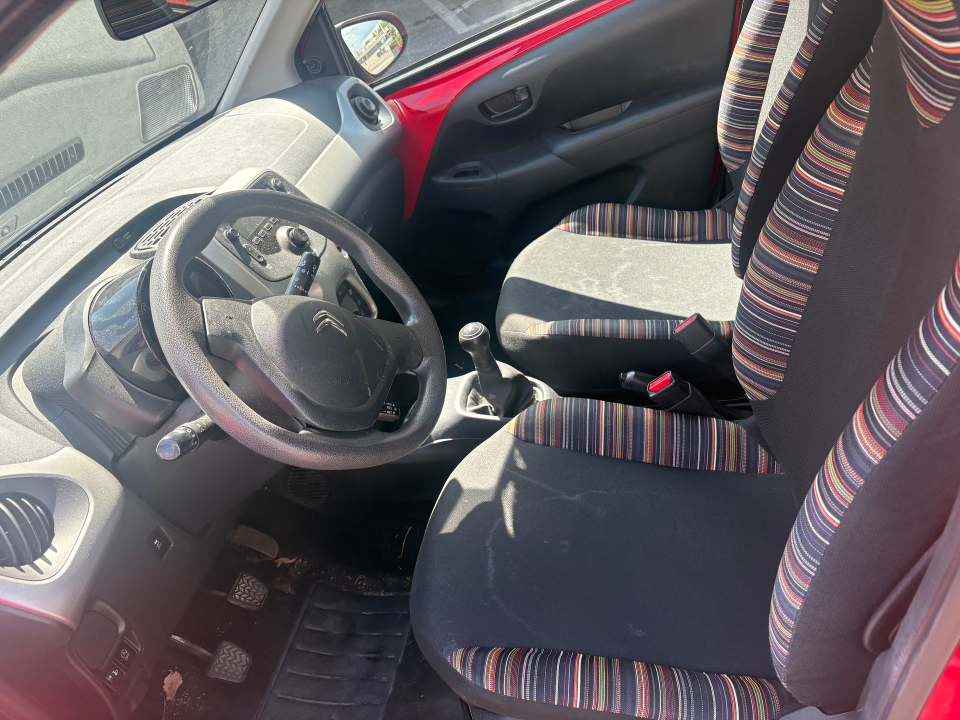 CITROEN C1 1.0 e-VTi Stop&Start Feel Airscape-image-5
