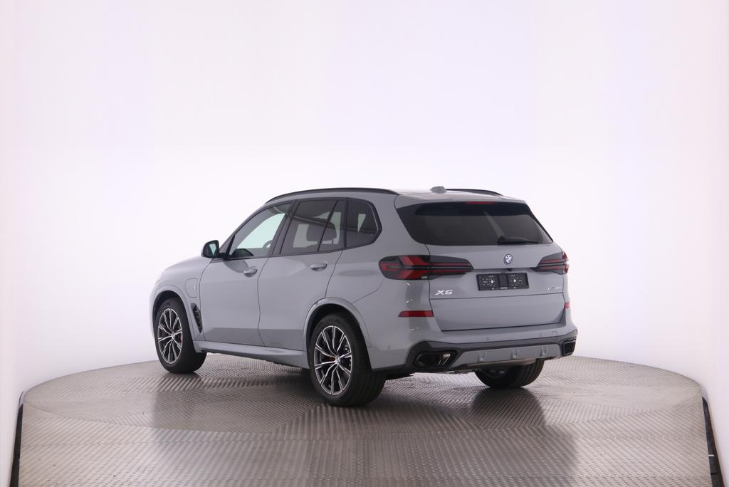 BMW X5 50e xDrive SAG-image-4