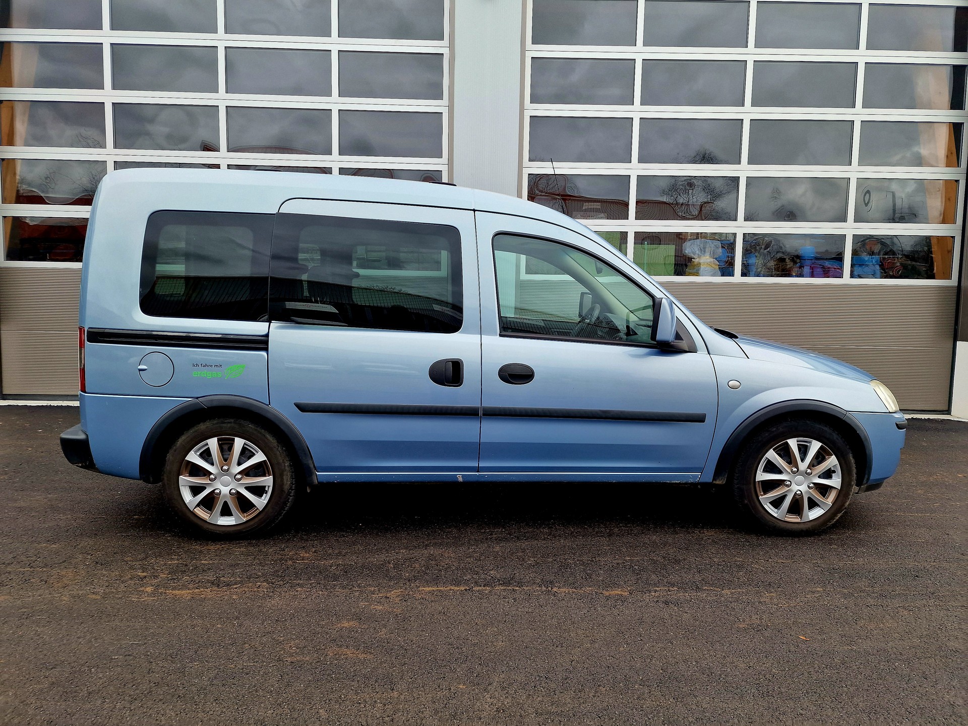 OPEL Combo 1.6 CNG ecoFLEX-image-1