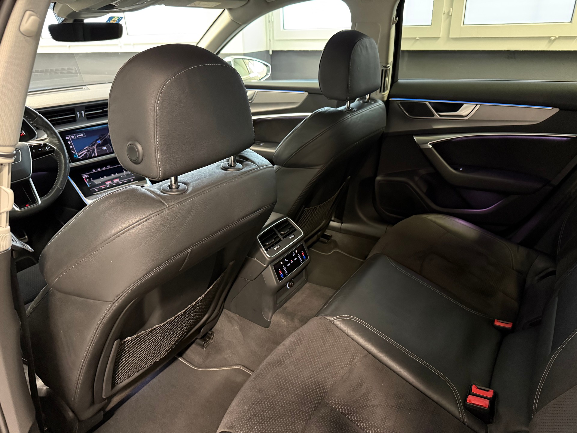 AUDI S6 Avant 3.0 TDI quattro tiptronic-image-16