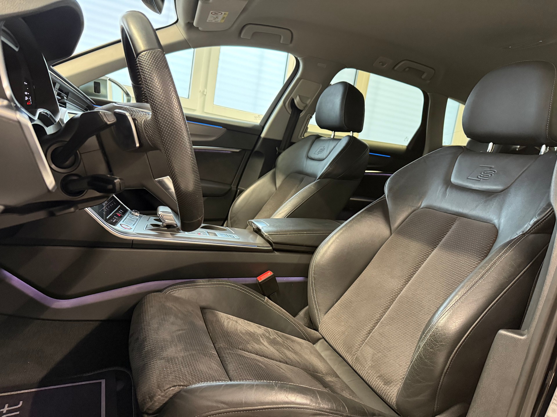 AUDI S6 Avant 3.0 TDI quattro tiptronic-image-15