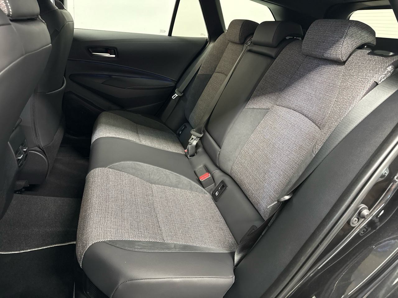 TOYOTA Corolla TS 1.8 HSD Sportline e-CVT 140HP-image-12