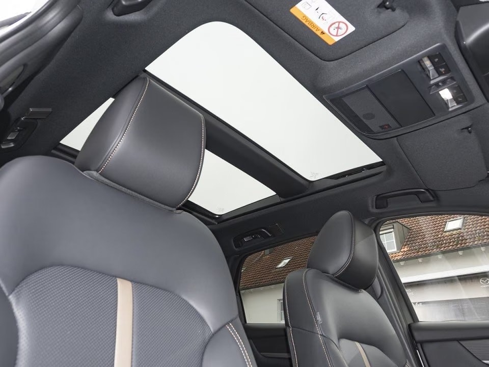 MAZDA CX-60 e-Skyactiv PHEV 327 AWD Homura Plus mit Panoramadach-image-5