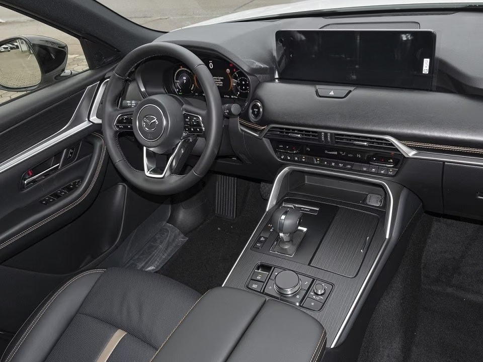 MAZDA CX-60 e-Skyactiv PHEV 327 AWD Homura Plus mit Panoramadach-image-4